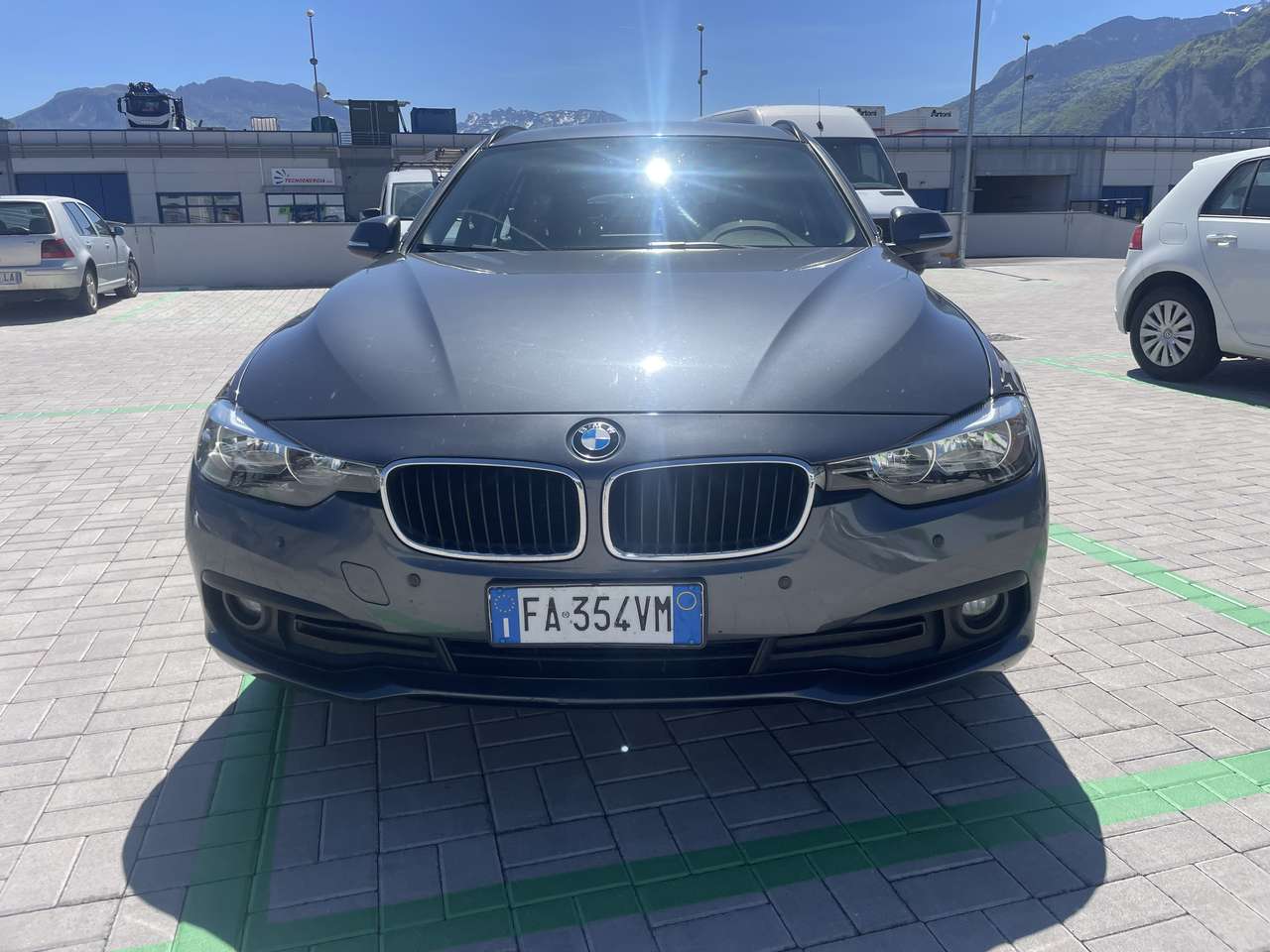 BMW 320 320d Touring xdrive Business auto