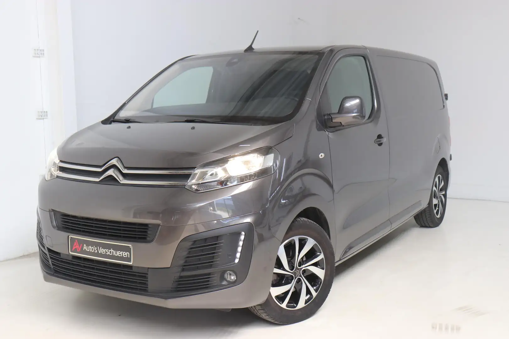 Citroen Jumpy 2.0 BlueHDi EAT ** Camera | Auto AC | Navi/Carplay Gri - 2