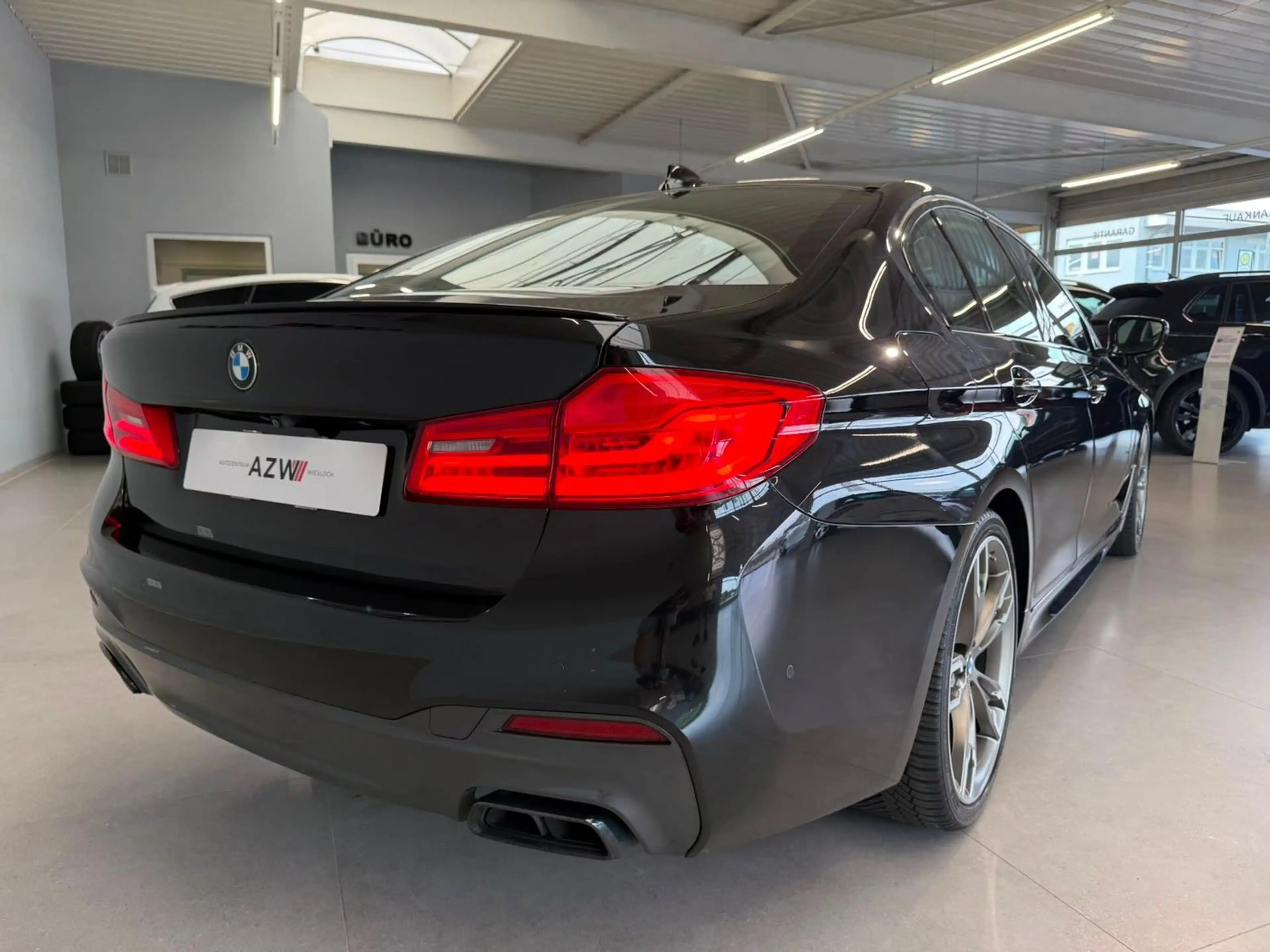 BMW 550 M+XDrive+HeadUP+Softclose+Ambiente — photo 11