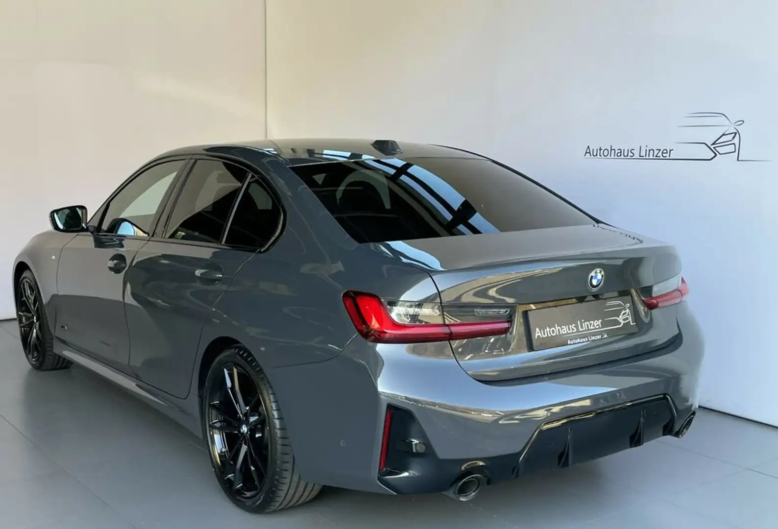 BMW 320 d xDrive M *LED*ACC*HuD*KeyGo*Hifi*CAM*DAB*19''* Gris - 2