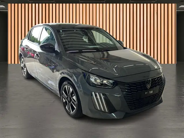 Peugeot 208 view 3
