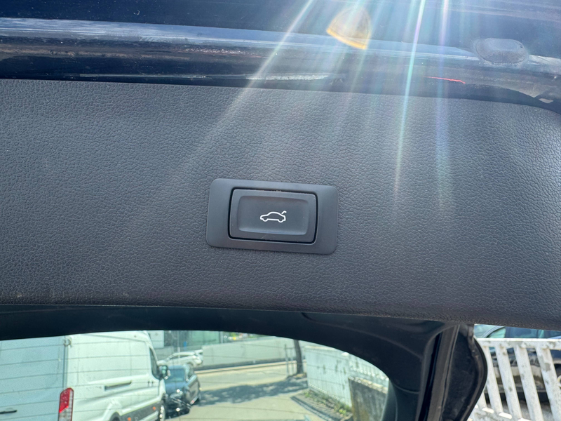 Audi A4 Attraction ultra 2.0 TDI*BI-XENON*NAVI*BLUETOOTH*USB*ELEKTRISCHE HECKKLAPPE*MEGA SCHÖNE OPTIK*** — photo 5