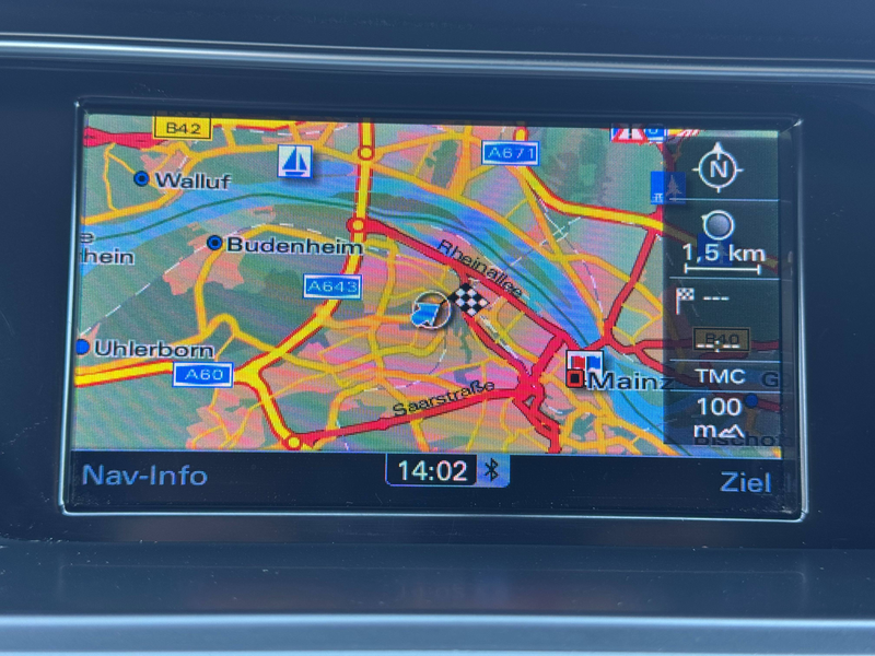 Audi A4 Attraction ultra 2.0 TDI*BI-XENON*NAVI*BLUETOOTH*USB*ELEKTRISCHE HECKKLAPPE*MEGA SCHÖNE OPTIK*** — photo 12