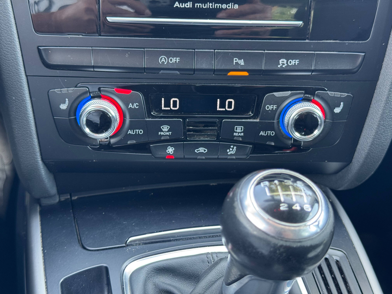 Audi A4 Attraction ultra 2.0 TDI*BI-XENON*NAVI*BLUETOOTH*USB*ELEKTRISCHE HECKKLAPPE*MEGA SCHÖNE OPTIK*** — photo 9