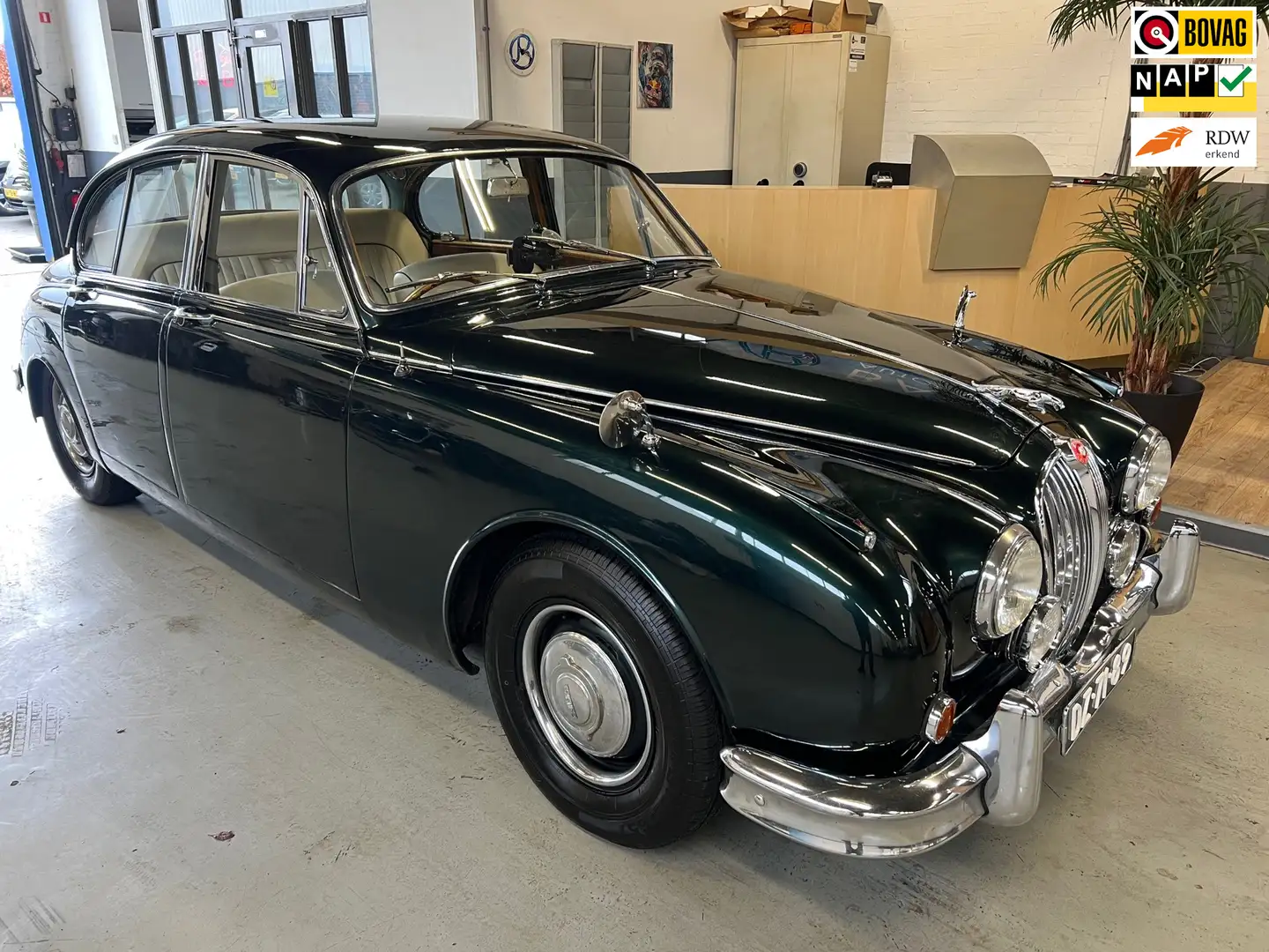 Jaguar MK II 3.4 AUTOMATIC 2 1961 69000MIJL 16500EU Verde - 1