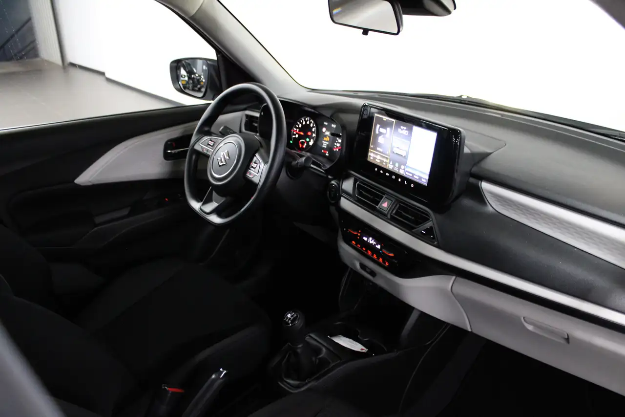 Suzuki Swift 2025 — фото 10