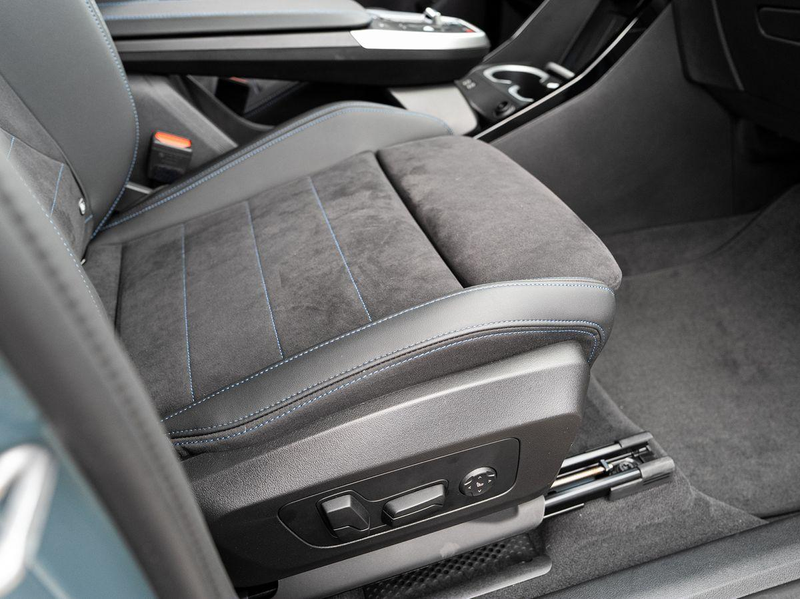 BMW X1 sDrive20i M-Sport PRO AHK PANO ACC HuD eSitze — photo 15