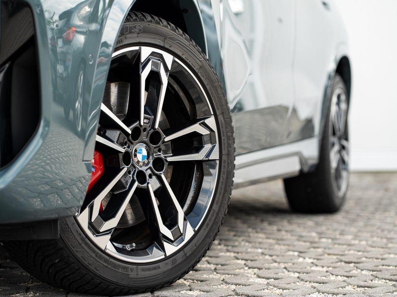 BMW X1 sDrive20i M-Sport PRO AHK PANO ACC HuD eSitze — photo 5