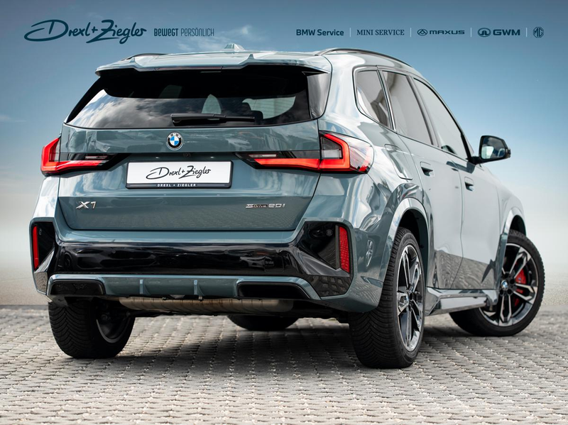 BMW X1 sDrive20i M-Sport PRO AHK PANO ACC HuD eSitze — photo 3