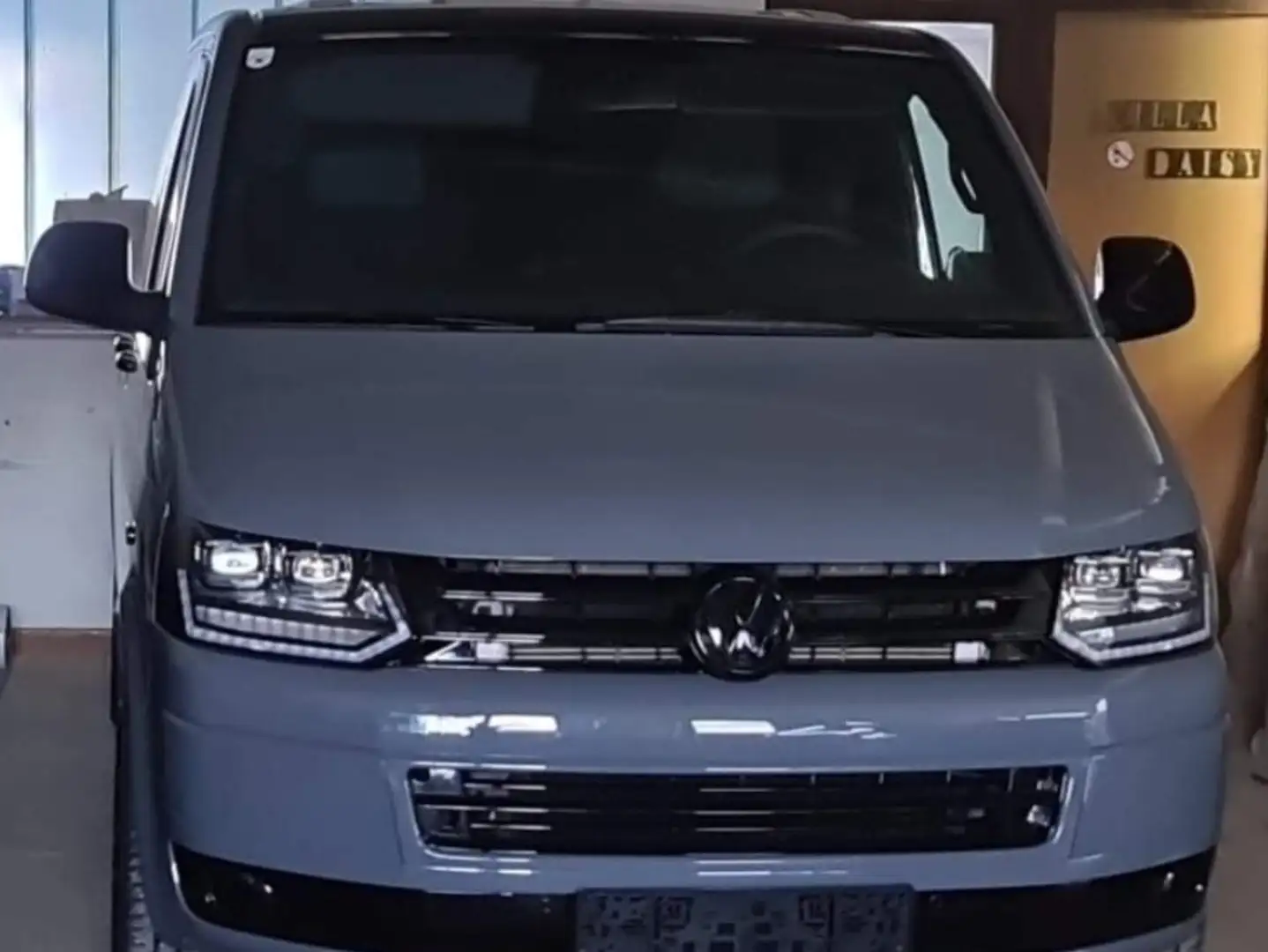 Volkswagen Bus Multivan 4Motion Gri - 1