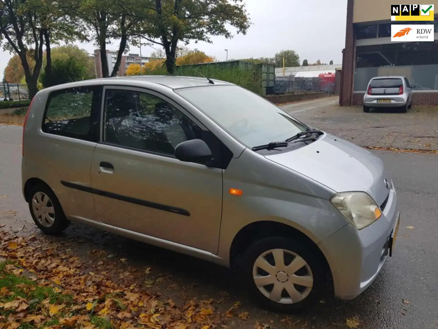 Daihatsu Cuore 1.0-12V reliable, fuel-efficient, and ready to go Šedá - 1