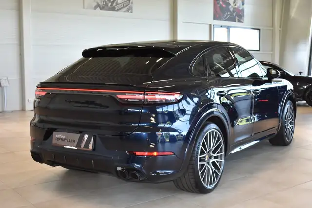 Porsche Cayenne Coupe 4E//Platinum Edition//22"//Sport Design Ansicht 9
