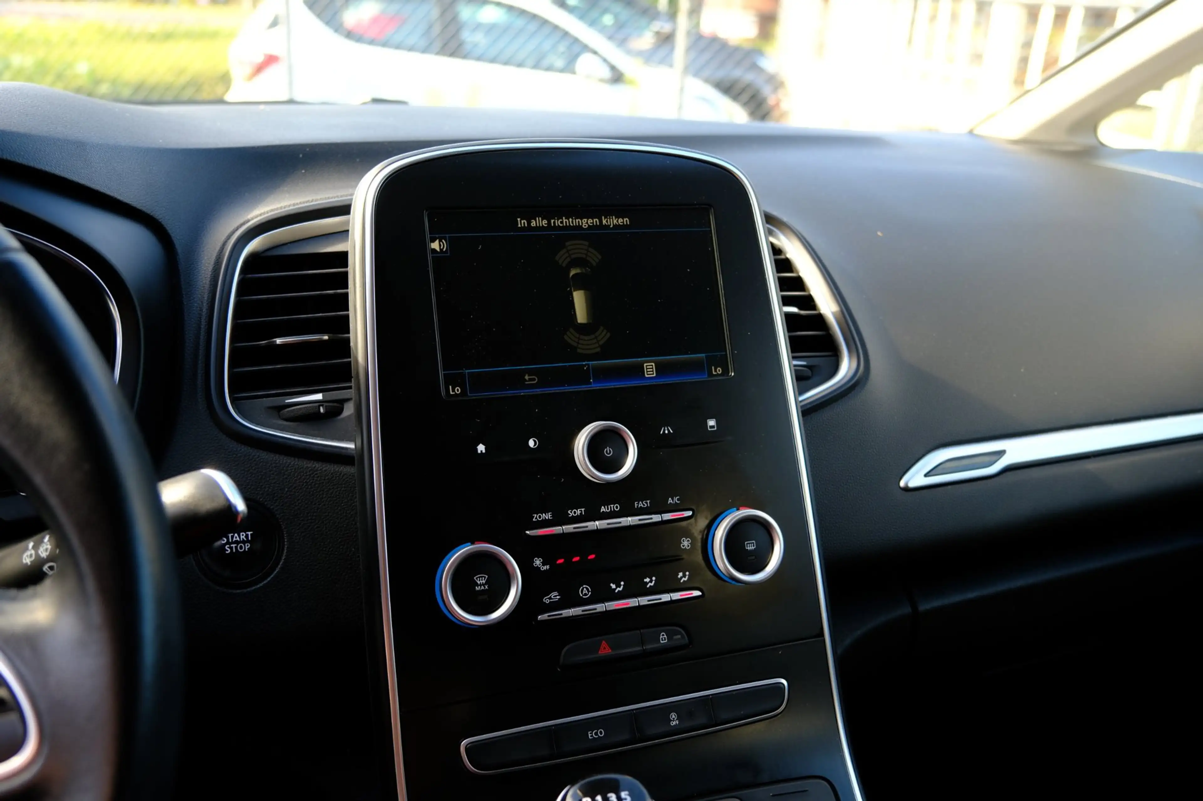 Renault Scenic 1.2 TCe Zen Clima|PDC|DAB|LMV — photo 17