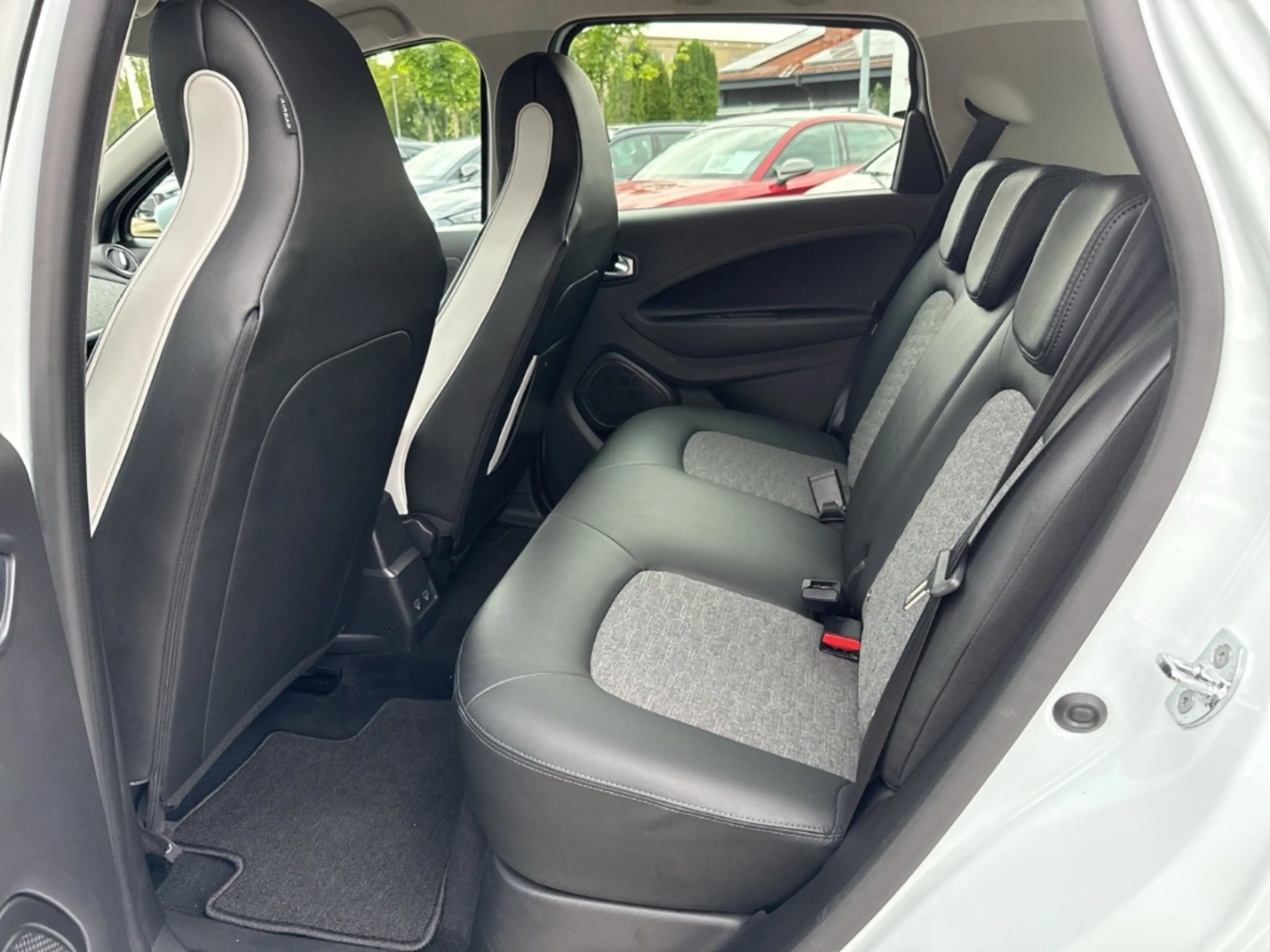 Renault ZOE INTENS R135 Z.E. 50 Intens KLIMA+DAB+KAMERA — photo 11