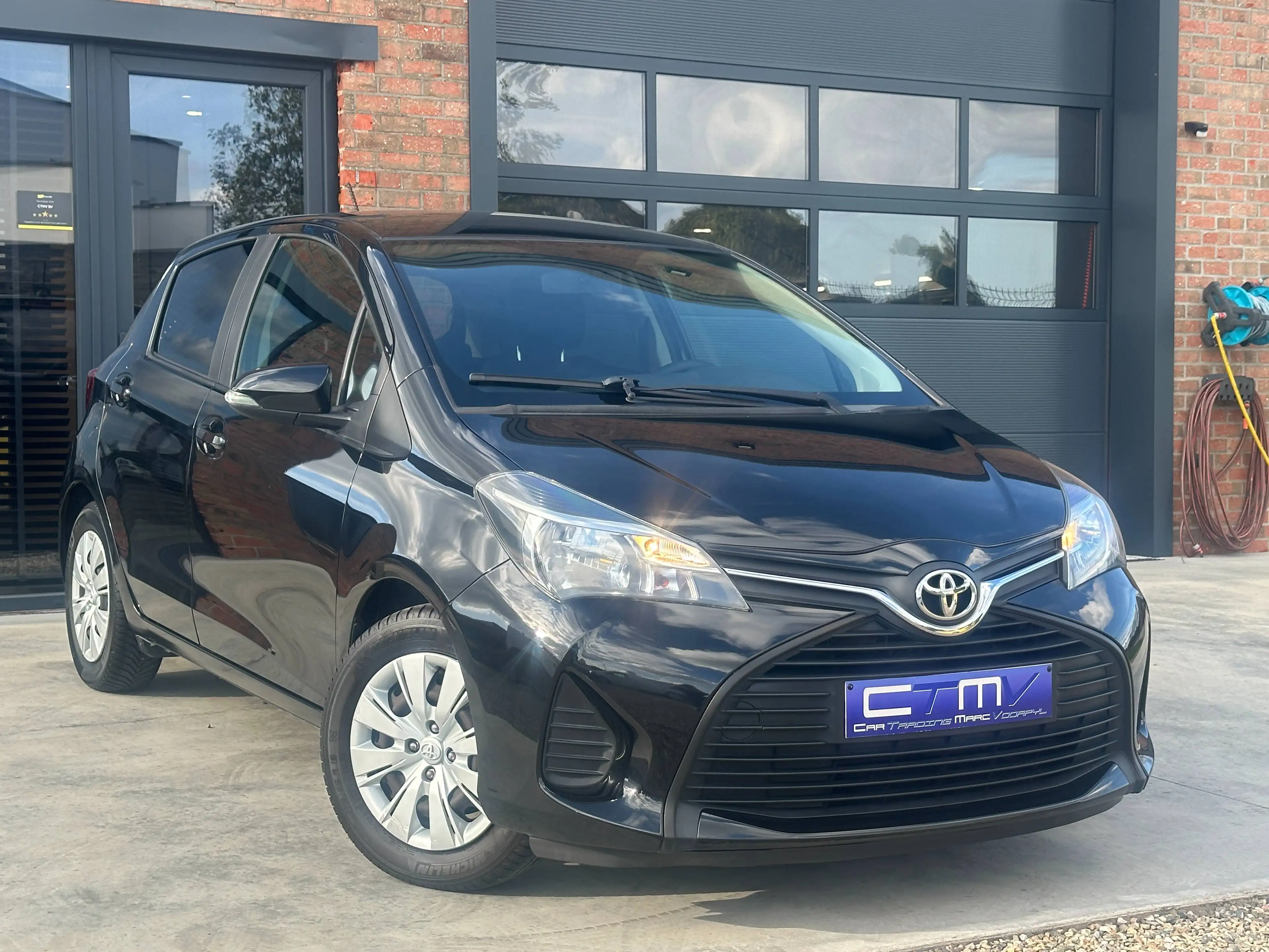 Toyota Yaris 1.0i VVT-i met Airco van 1ste eigenaar! 95000km — photo 3