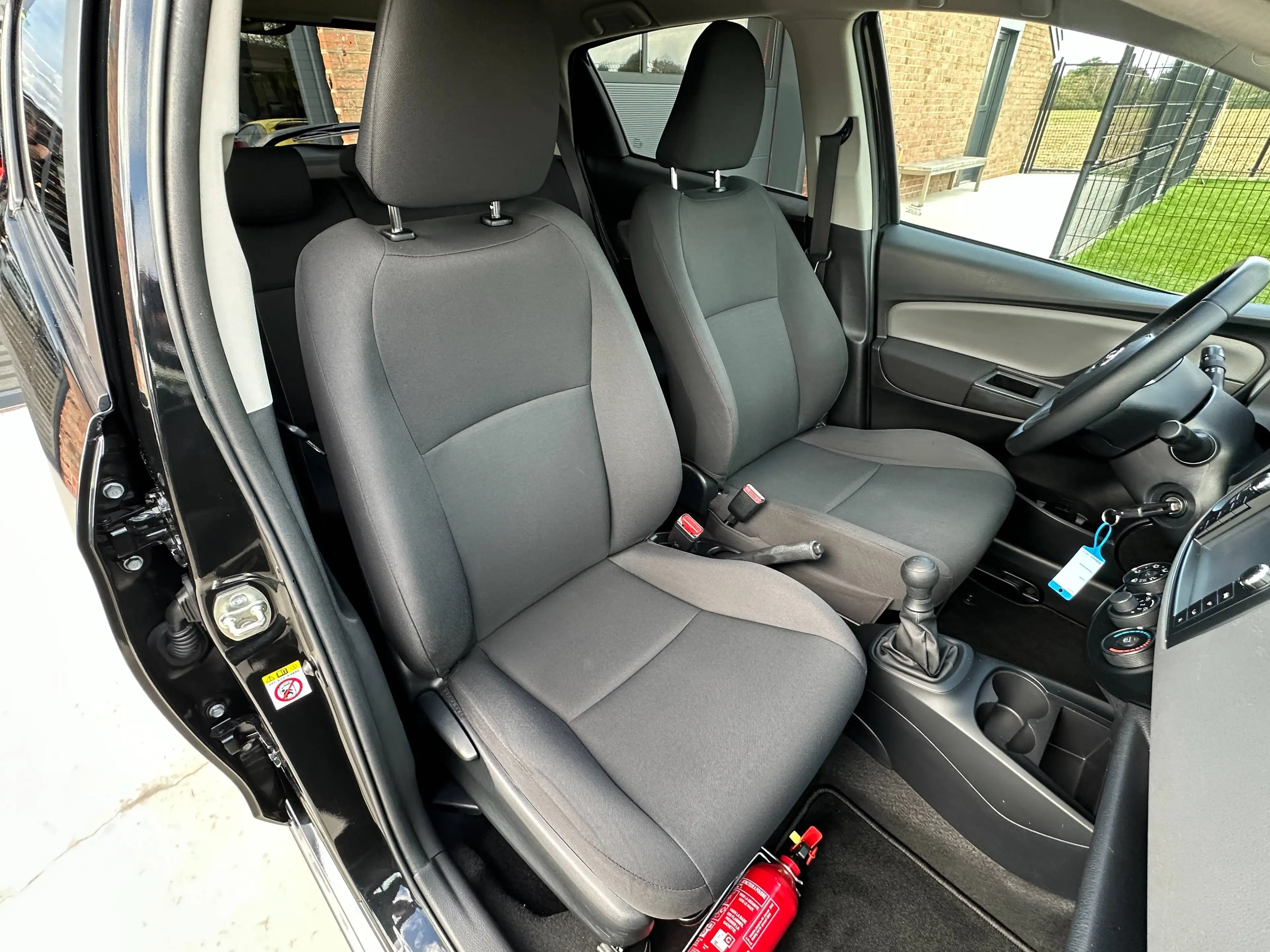 Toyota Yaris 1.0i VVT-i met Airco van 1ste eigenaar! 95000km — photo 14