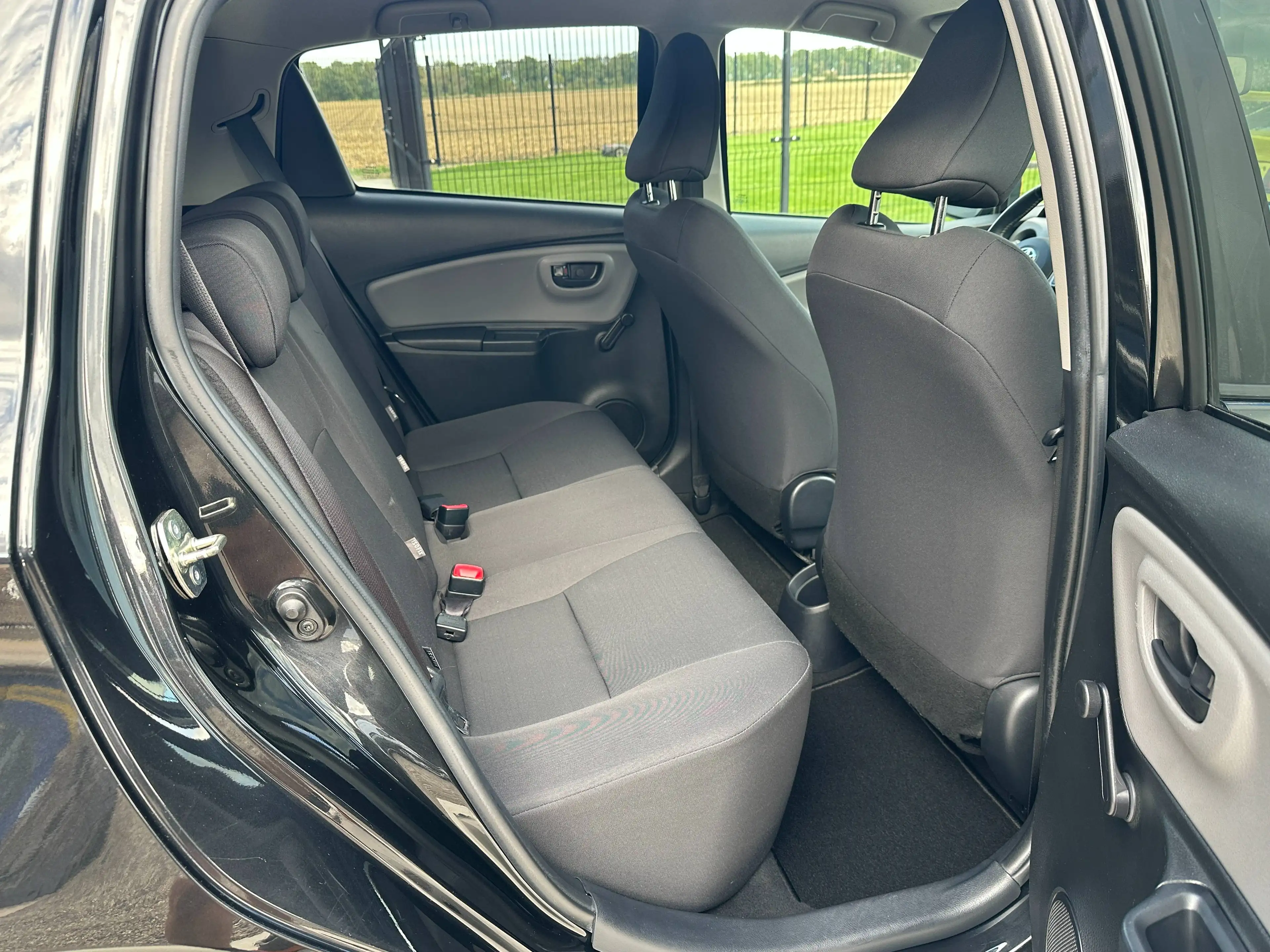 Toyota Yaris 1.0i VVT-i met Airco van 1ste eigenaar! 95000km — photo 15