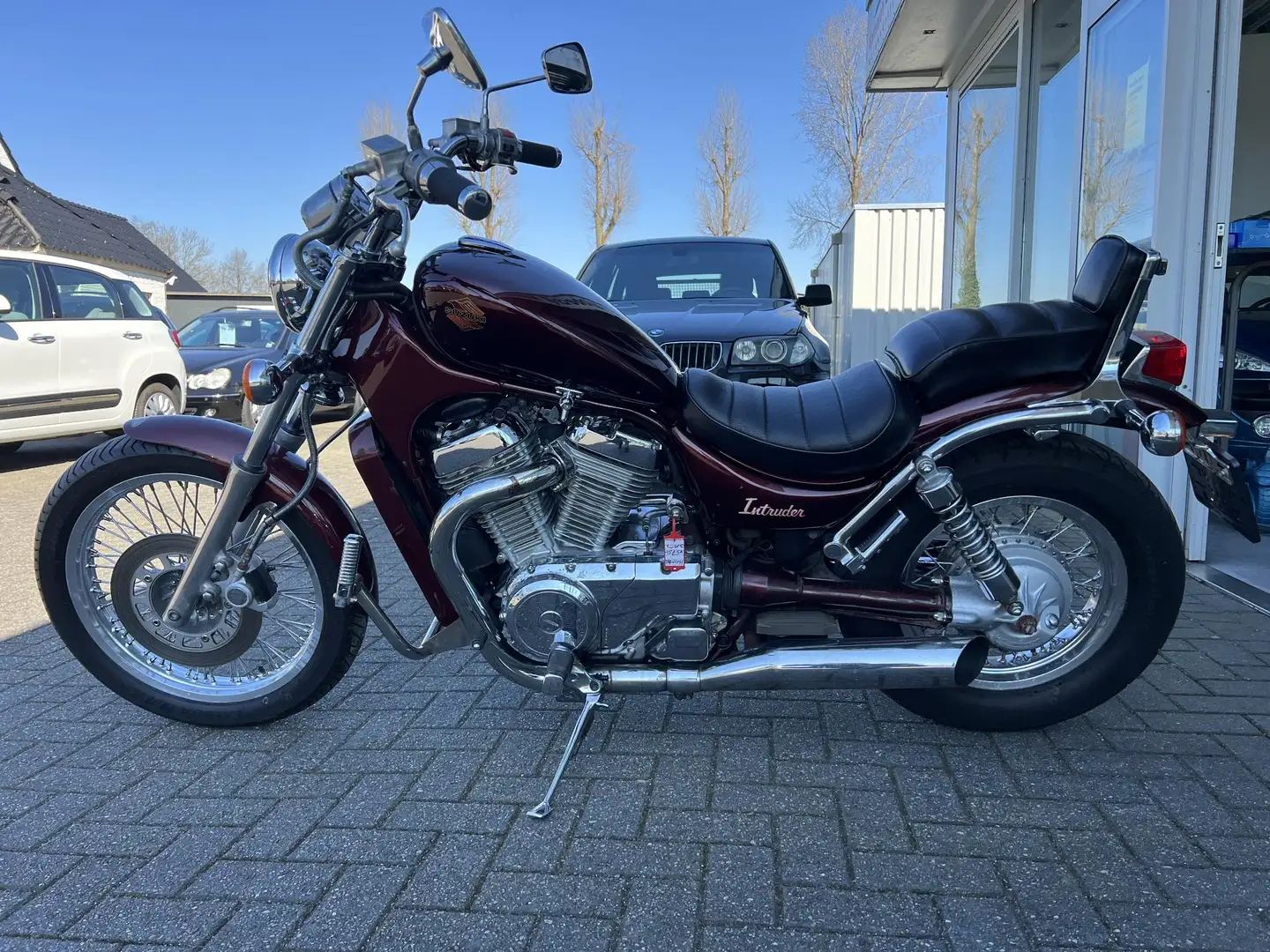 Suzuki VS 750 Intruder (GL) - 2