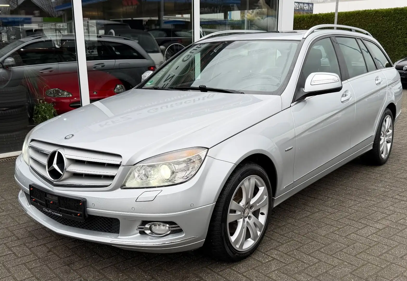 Mercedes-Benz C 180 C T-Modell C 180 T Kompressor Серебристый - 1