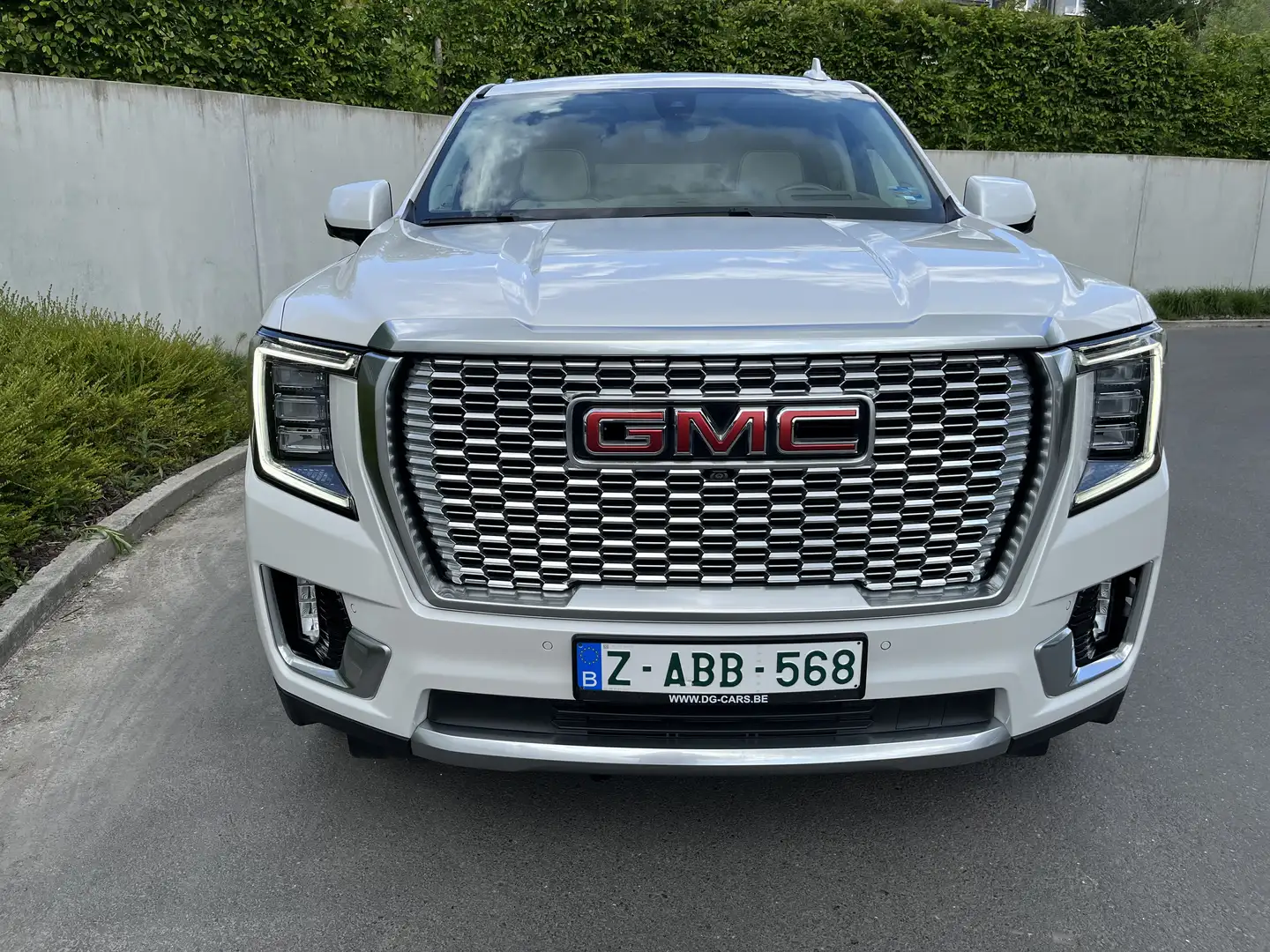 GMC Yukon XL DENALI  !!! UTILITAIRE 4 PLACES !!! Biały - 1
