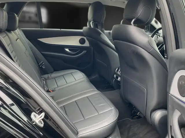 Mercedes-Benz 300 view 15