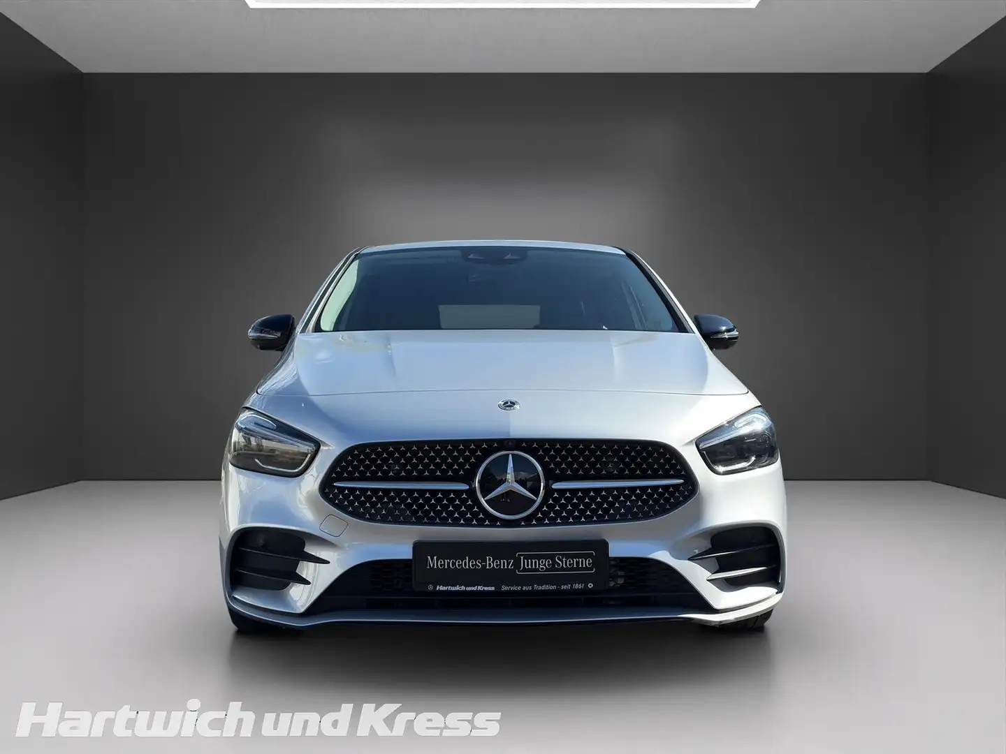 Mercedes-Benz B 250 B 250 4MATIC AMG Line+Night+Memory+360°Kamera+Ambi Stříbrná - 2