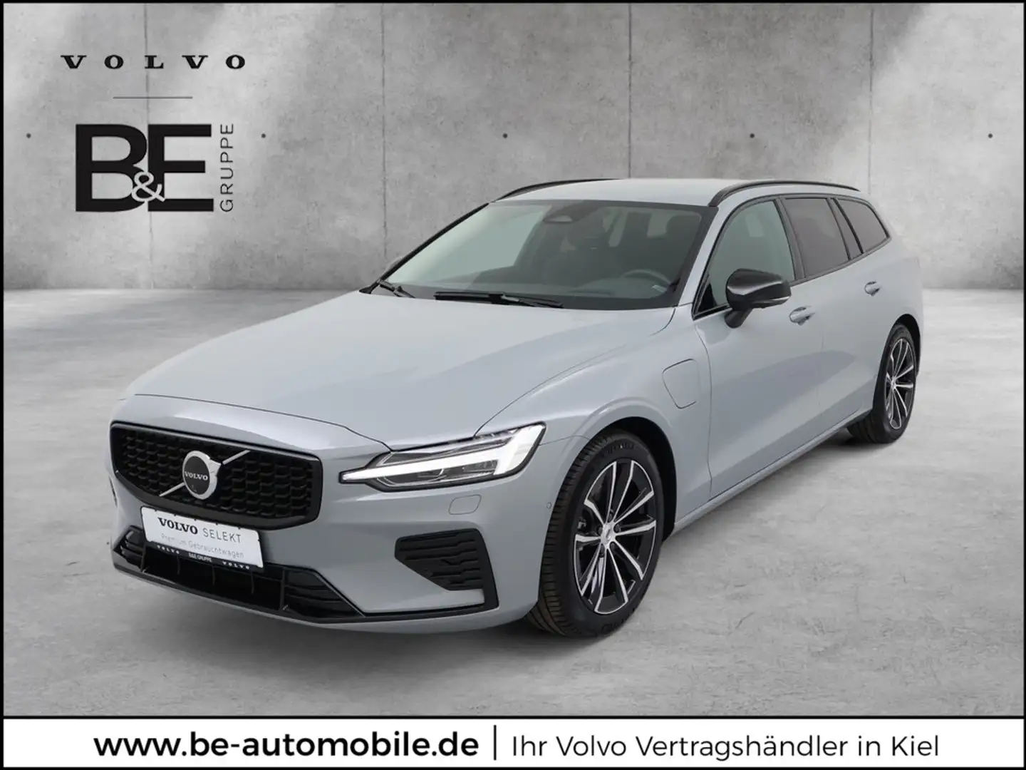 Volvo V60 T6 Plus Dark Recharge Plug-In Hybrid AWD Grau - 1