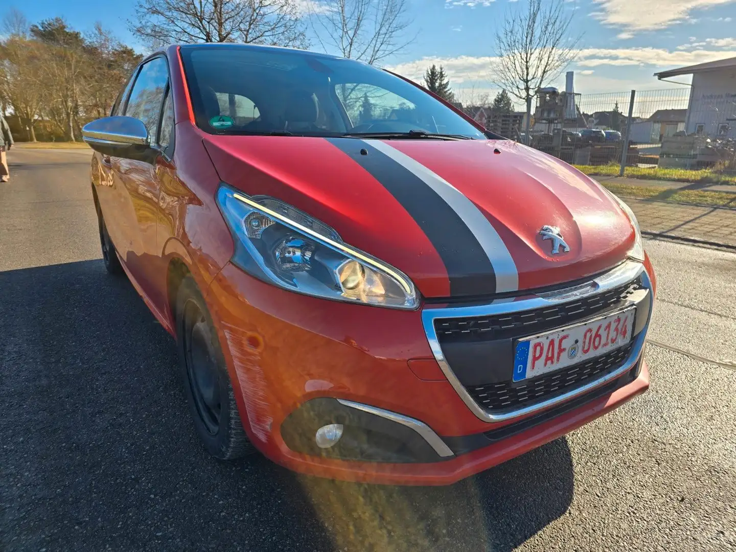 Peugeot 208 Allure Orange - 2