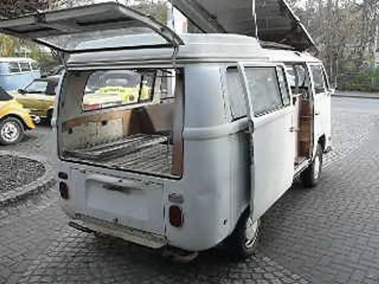 Volkswagen T2 a Westfalia Campingbus zum Restaurieren, foto 11