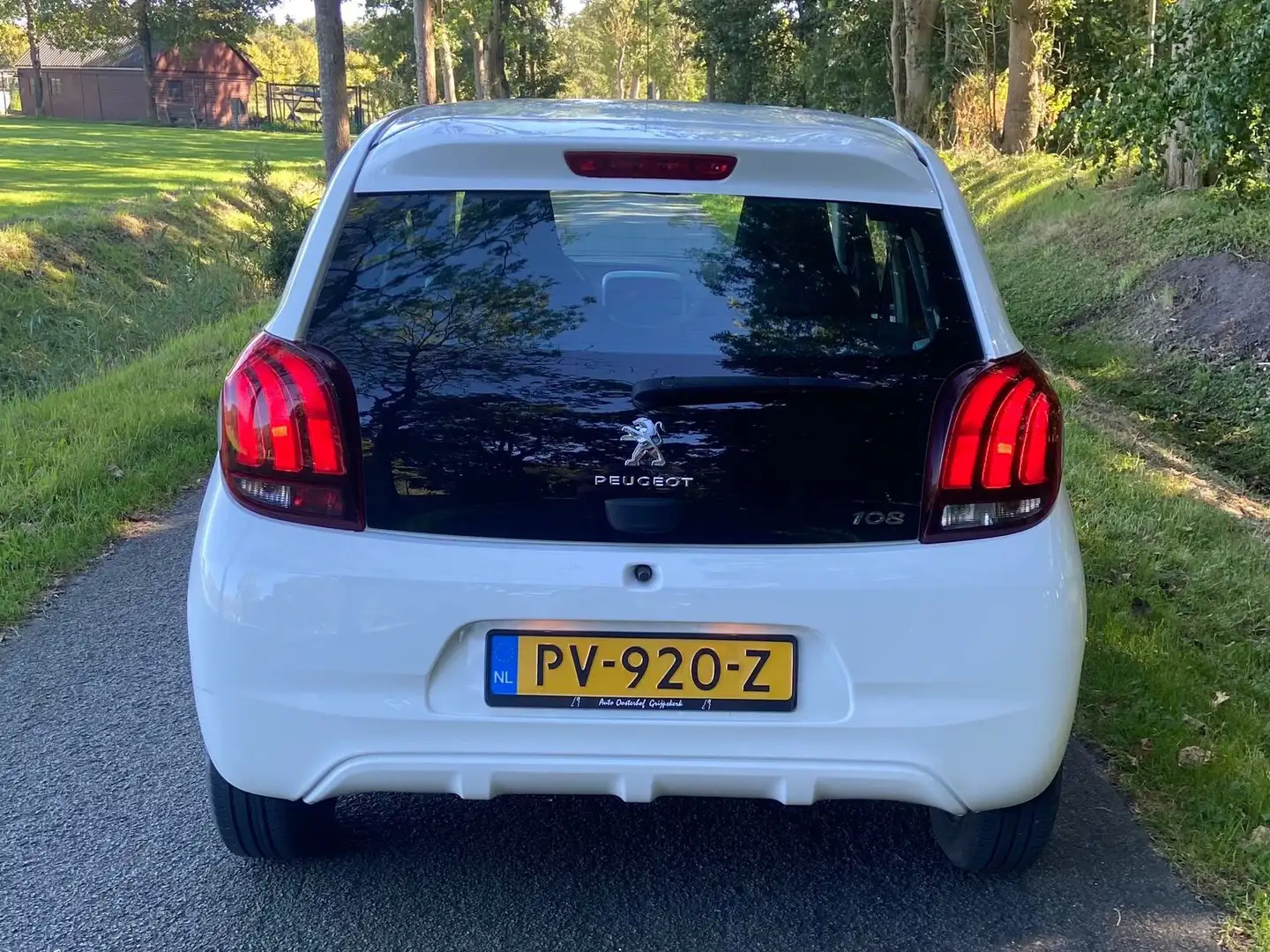 Peugeot 108 108 1.0 e-VTi Active Wit - 2