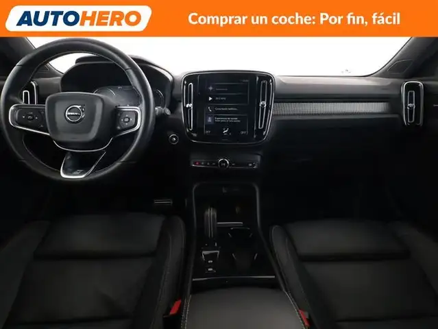 Volvo XC40 view 13