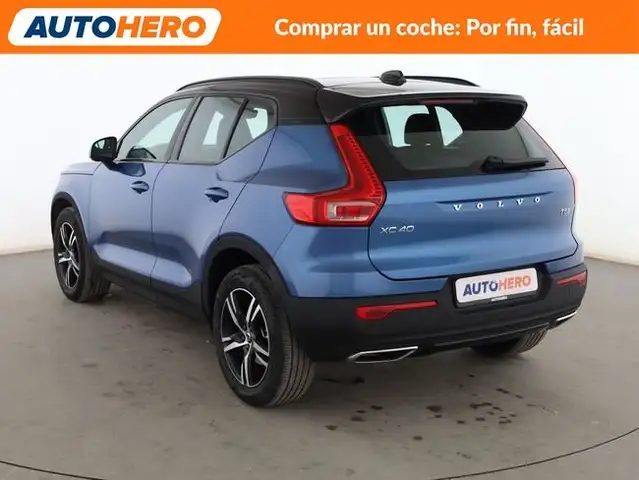 Volvo XC40 view 4