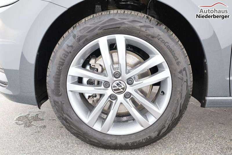 Volkswagen Touran Comfortline 1.5 TSI DSG Comfortline, 7-Sitzer, ... — photo 13
