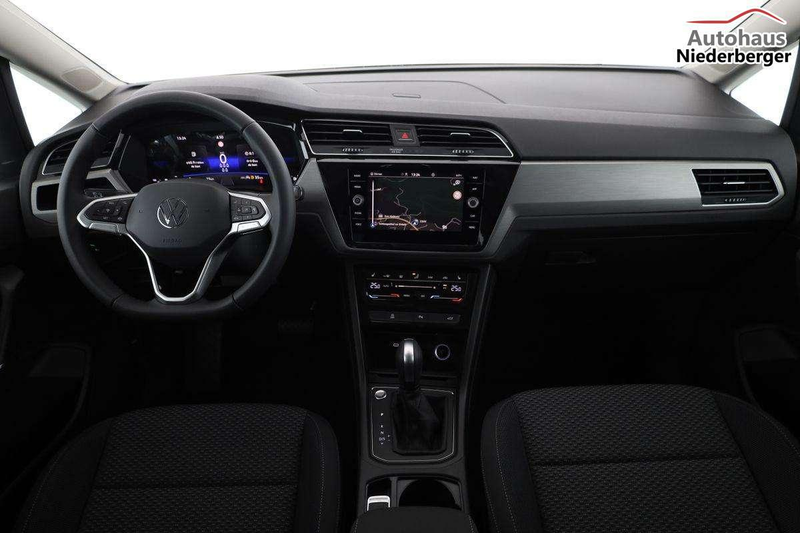 Volkswagen Touran Comfortline 1.5 TSI DSG Comfortline, 7-Sitzer, ... — photo 4