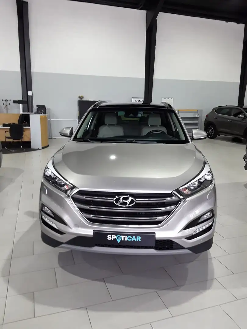 Hyundai TUCSON T-GDi Executive 4WD DCT Goud - 1