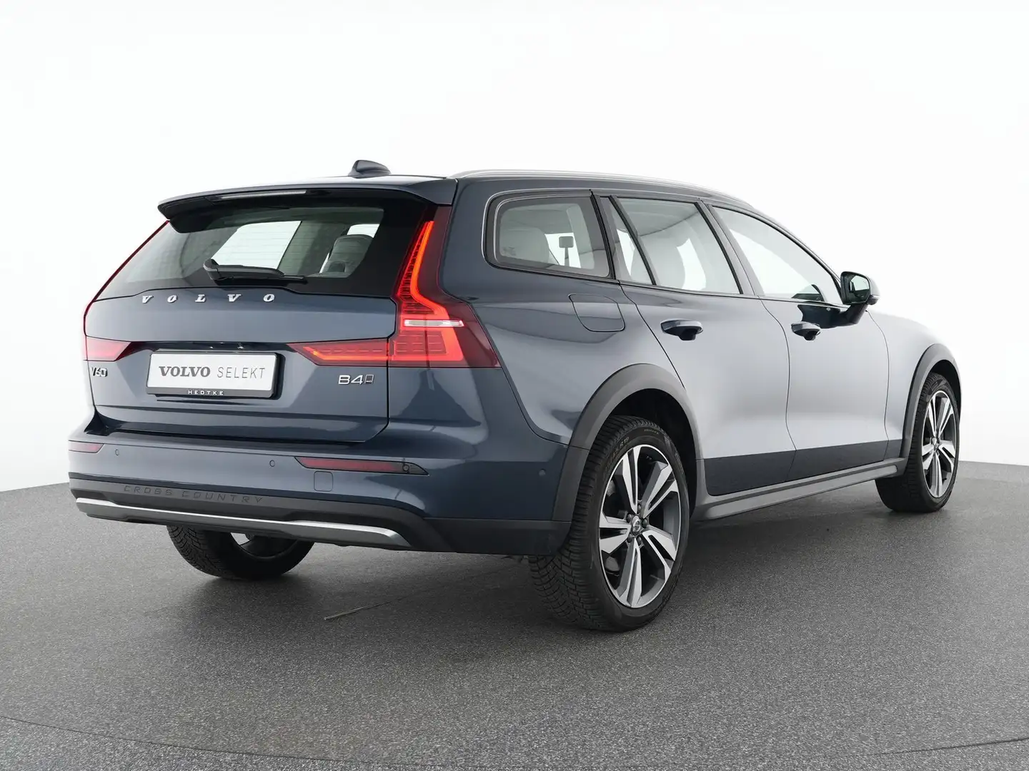 Volvo V60 Cross Country B4 AWD Ultimate 19"+B&W+360° Bleu - 2