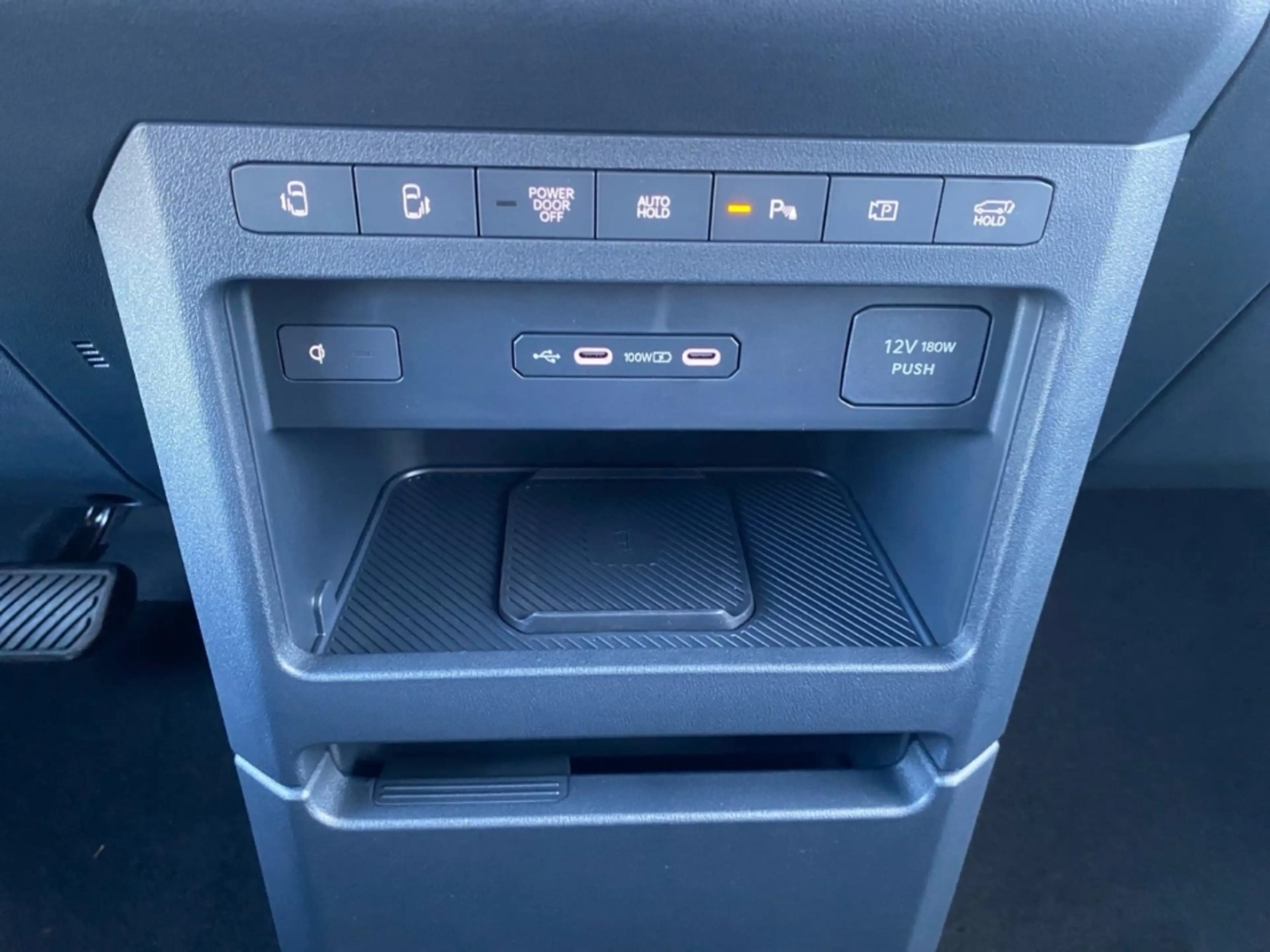 Kia PV5 Passenger Passenger 71.2 kWh Elite AHK Wärmepumpe Power Smar — photo 14