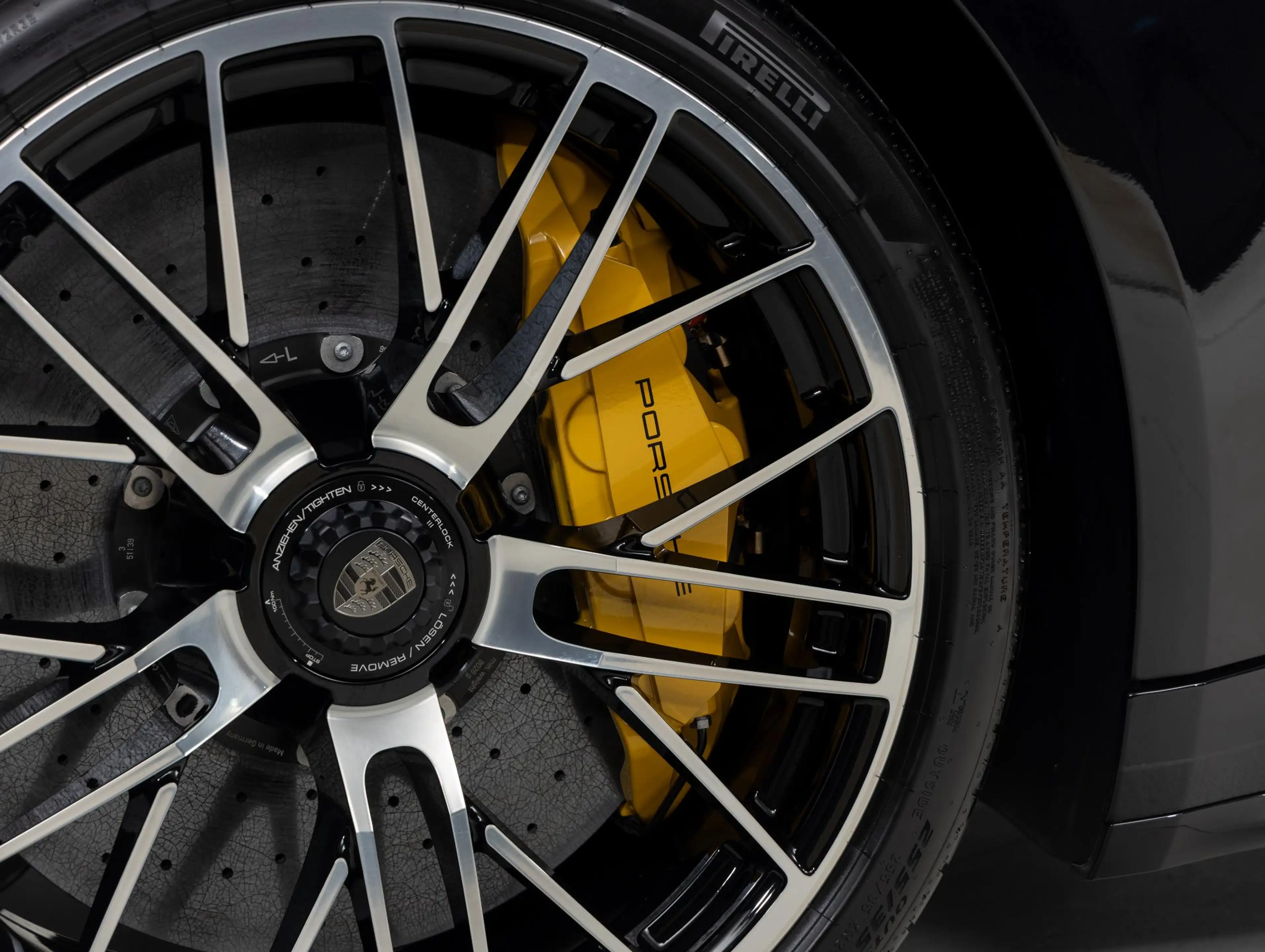 Porsche 992 Turbo S — photo 46