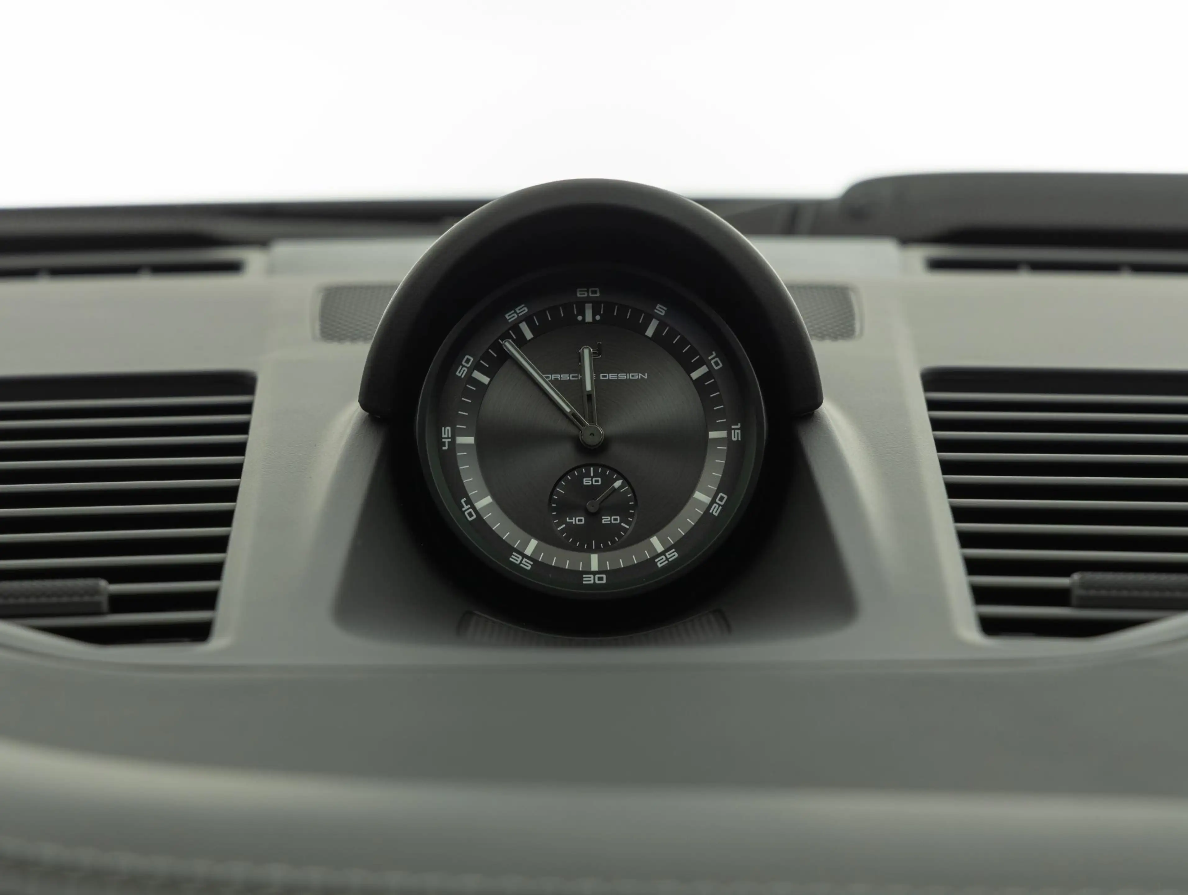 Porsche 992 Turbo S — photo 40
