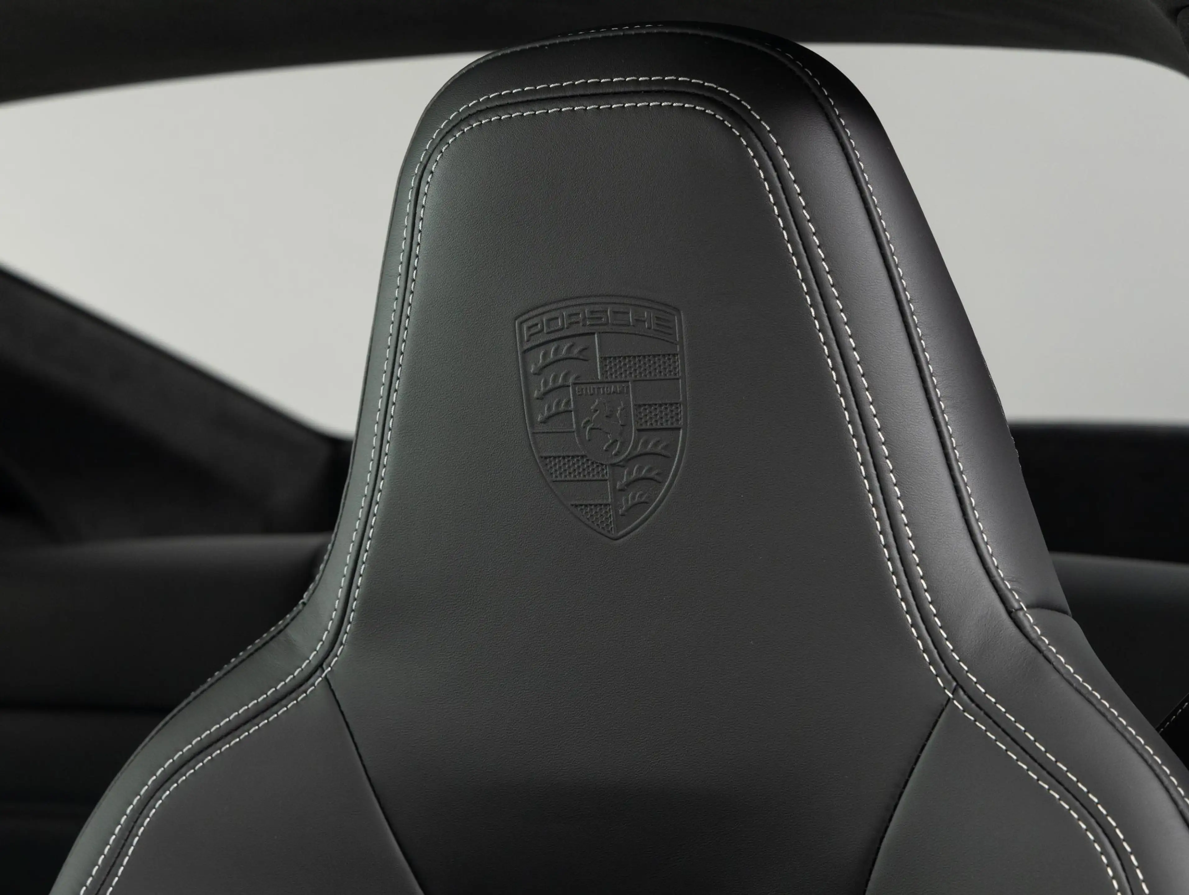 Porsche 992 Turbo S — photo 42