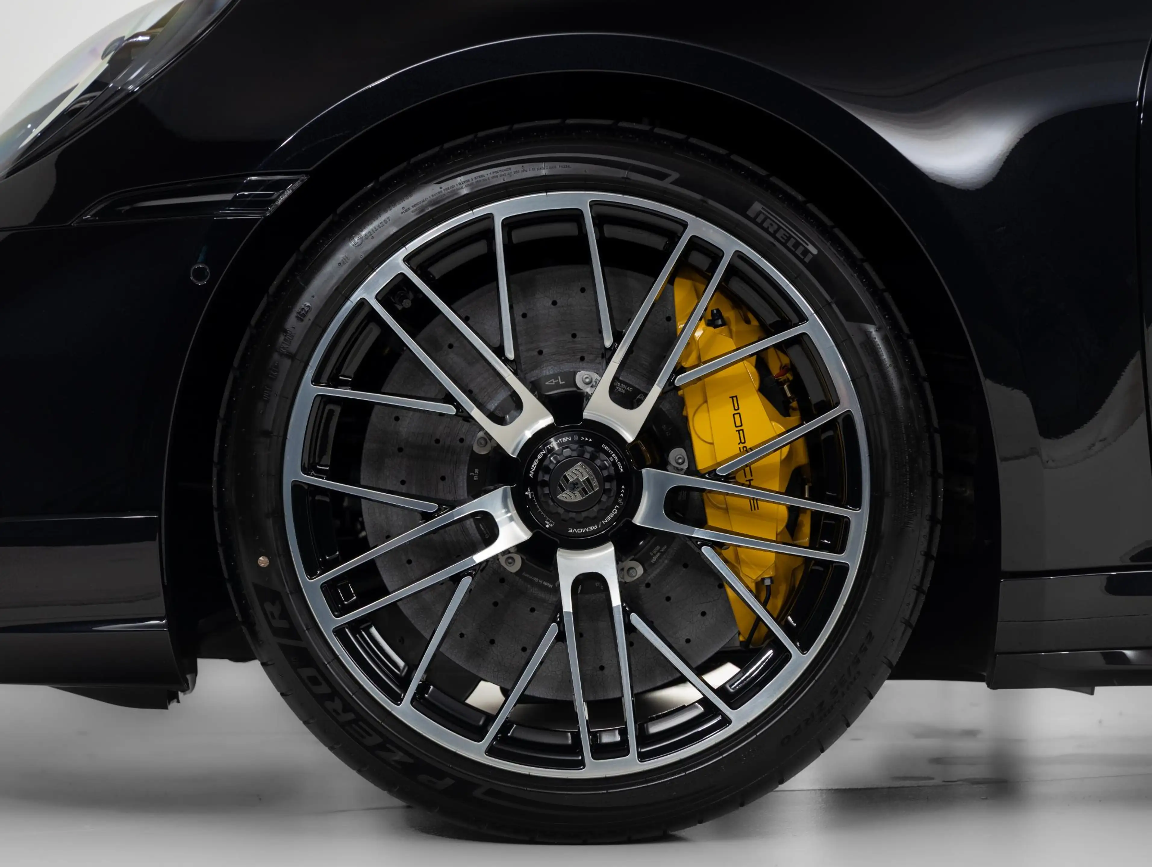 Porsche 992 Turbo S — photo 47