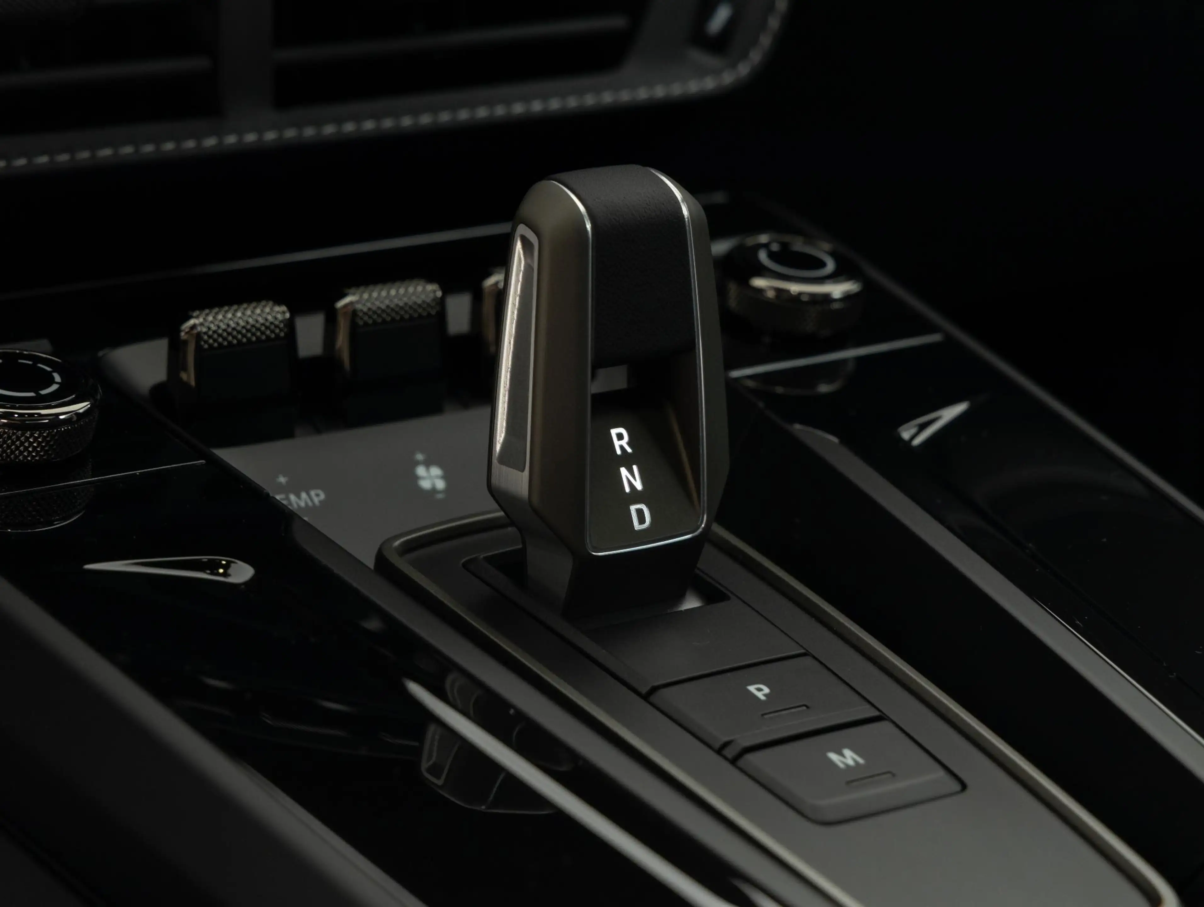 Porsche 992 Turbo S — photo 36