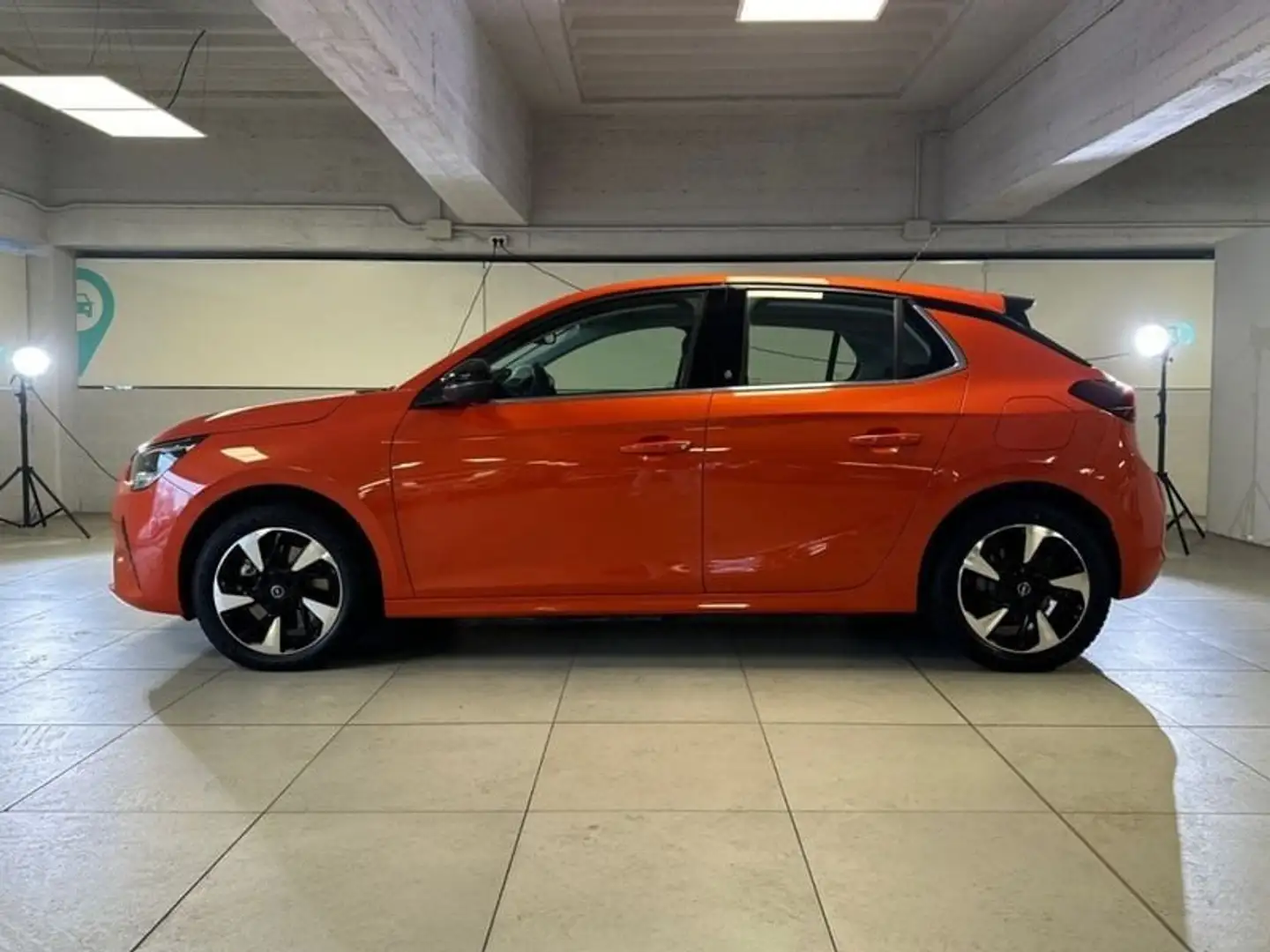 Opel Corsa 100 Kw e elegance Arancione - 2