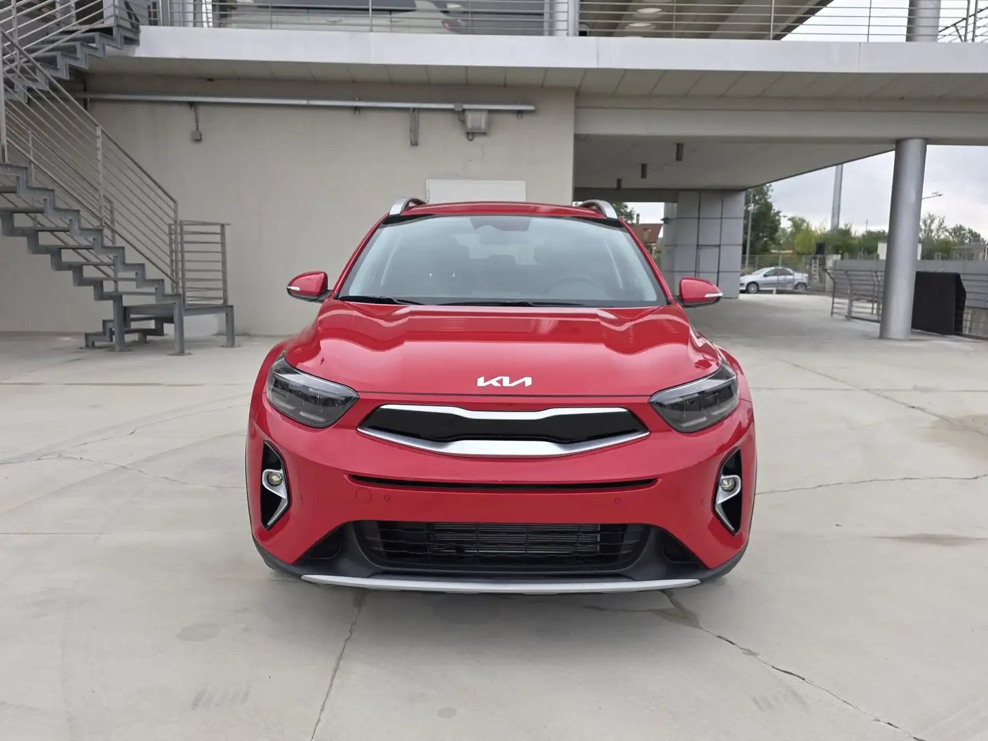 Kia Stonic Stonic 1.2 MPI Style Gris - 2