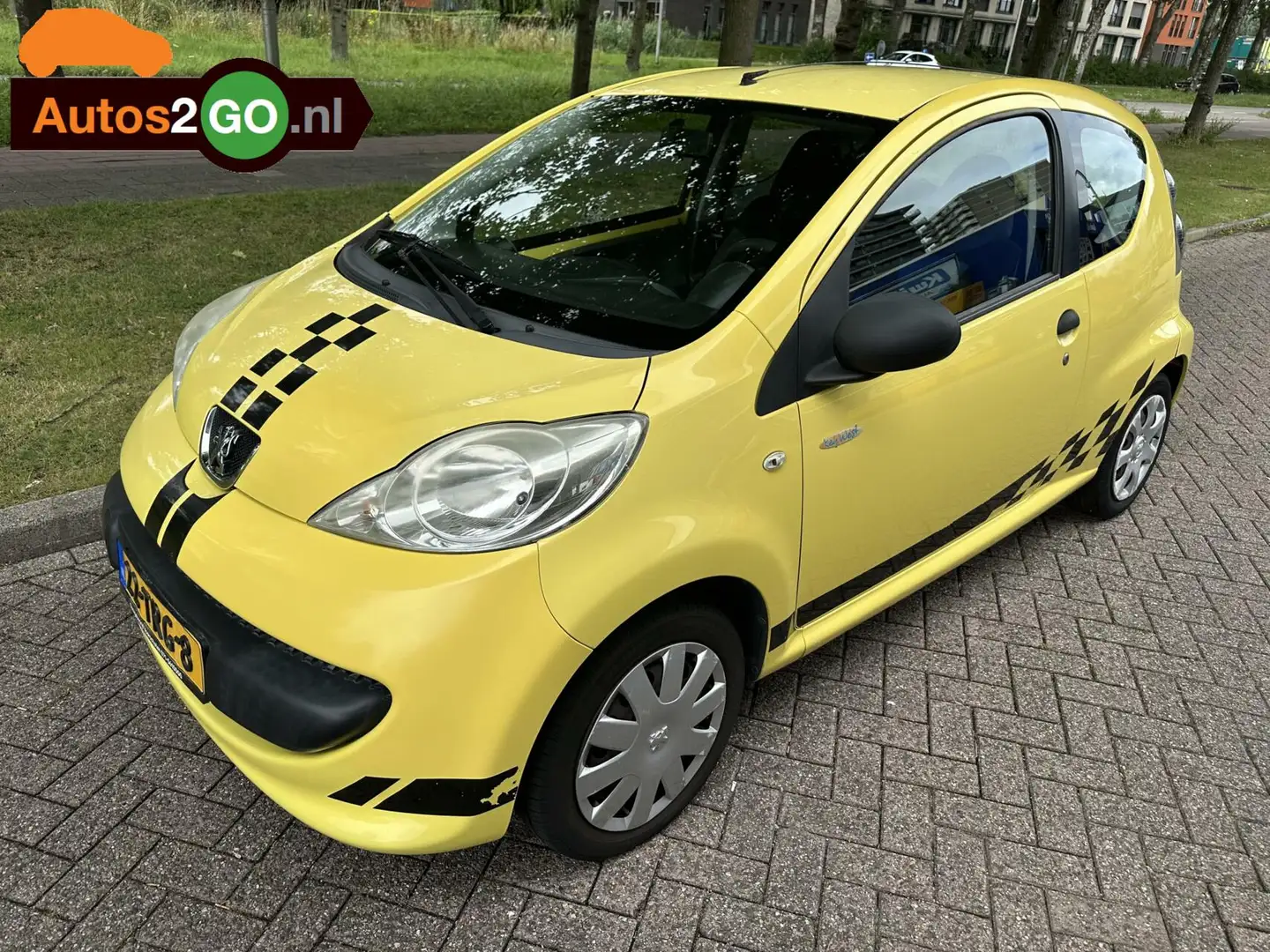 Peugeot 107 1.0-12V XR Geel - 1