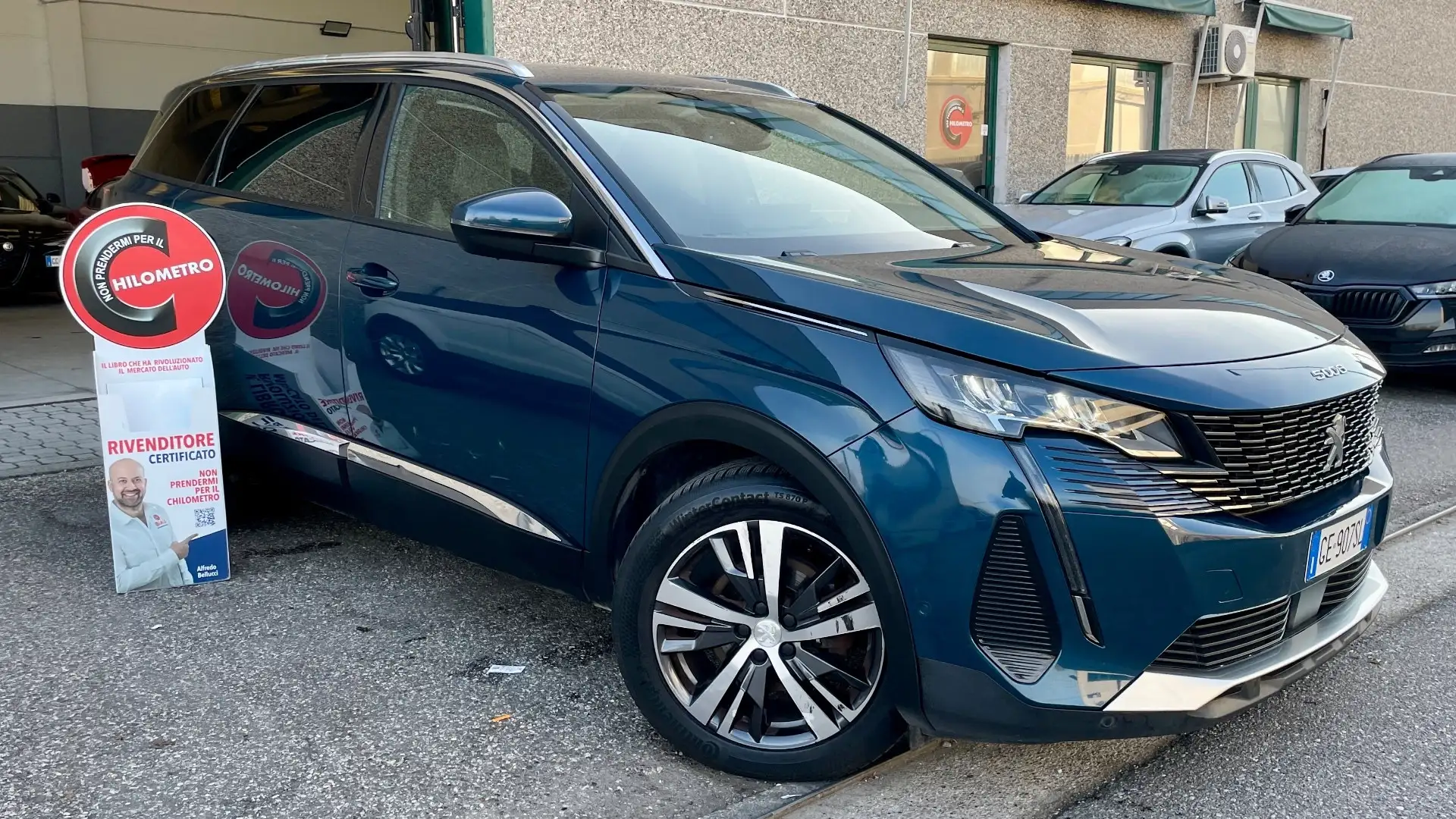 Peugeot 5008 PEUGEOT 5008 1.5 ALLURE 131CV - SETTE POSTI, FULL Blau - 1