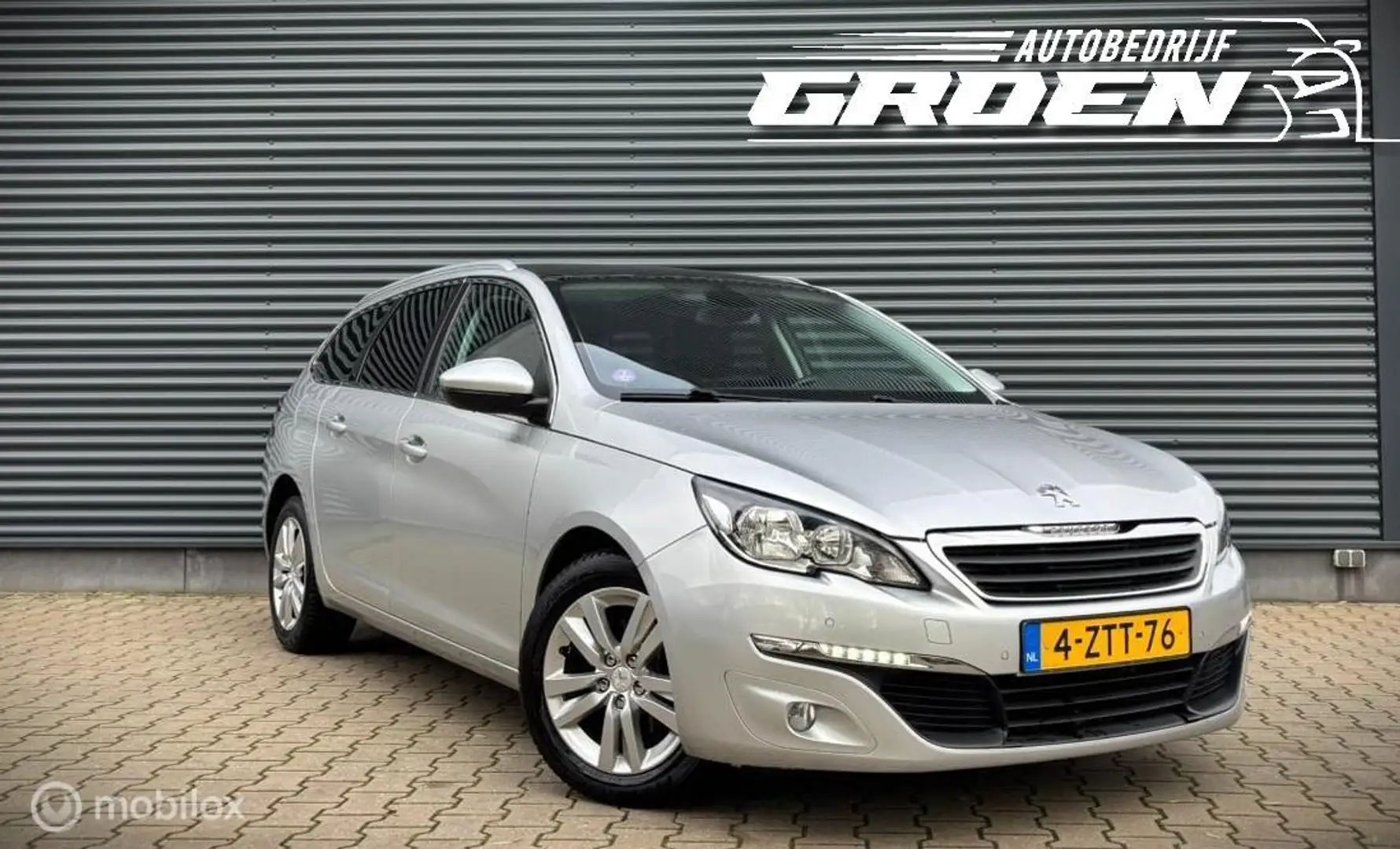 Peugeot 308 SW 1.2 PureTech Blue Lease Executive NAP Gris - 2