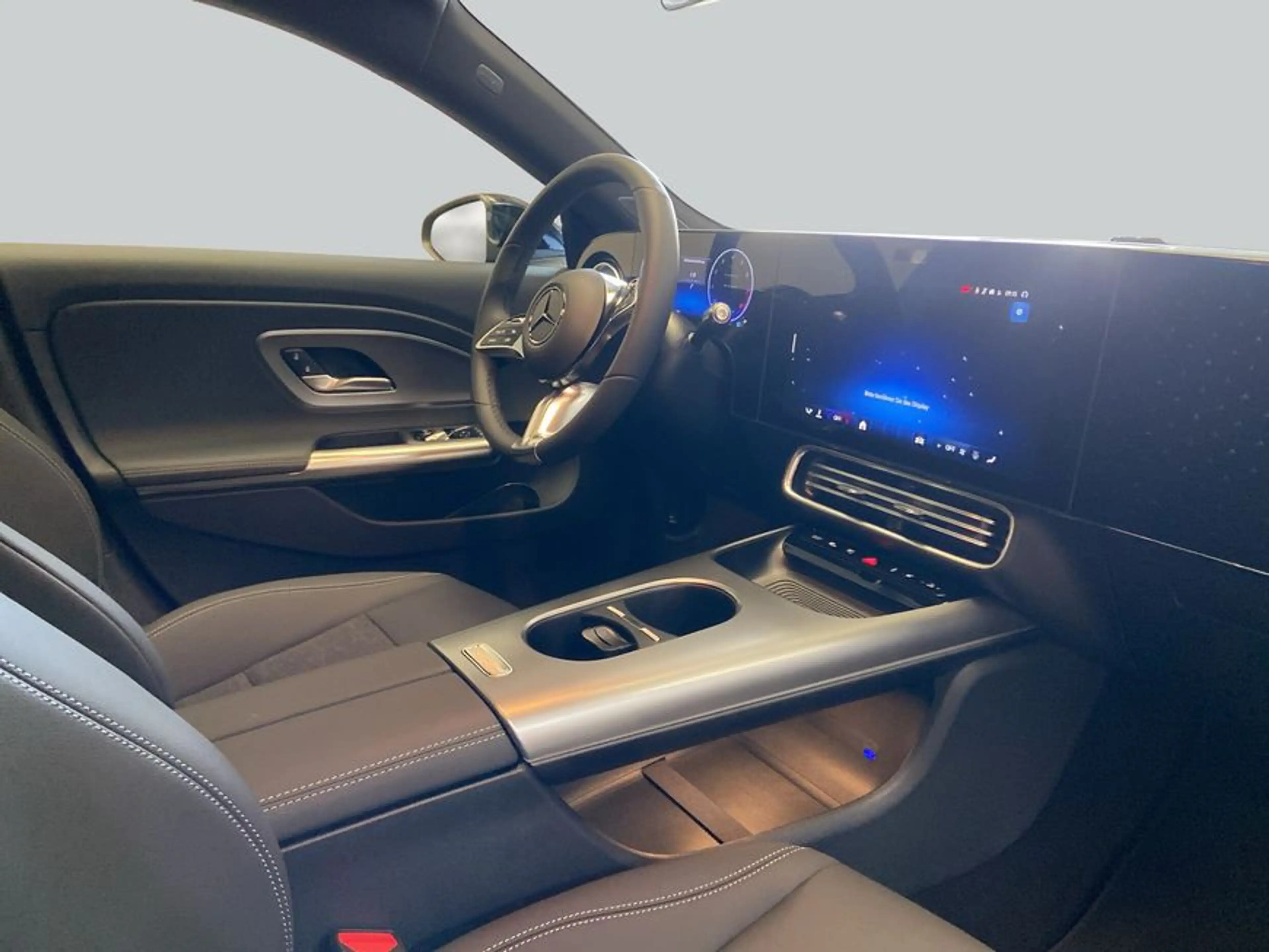 Mercedes-Benz CLA 180 CLA — photo 15