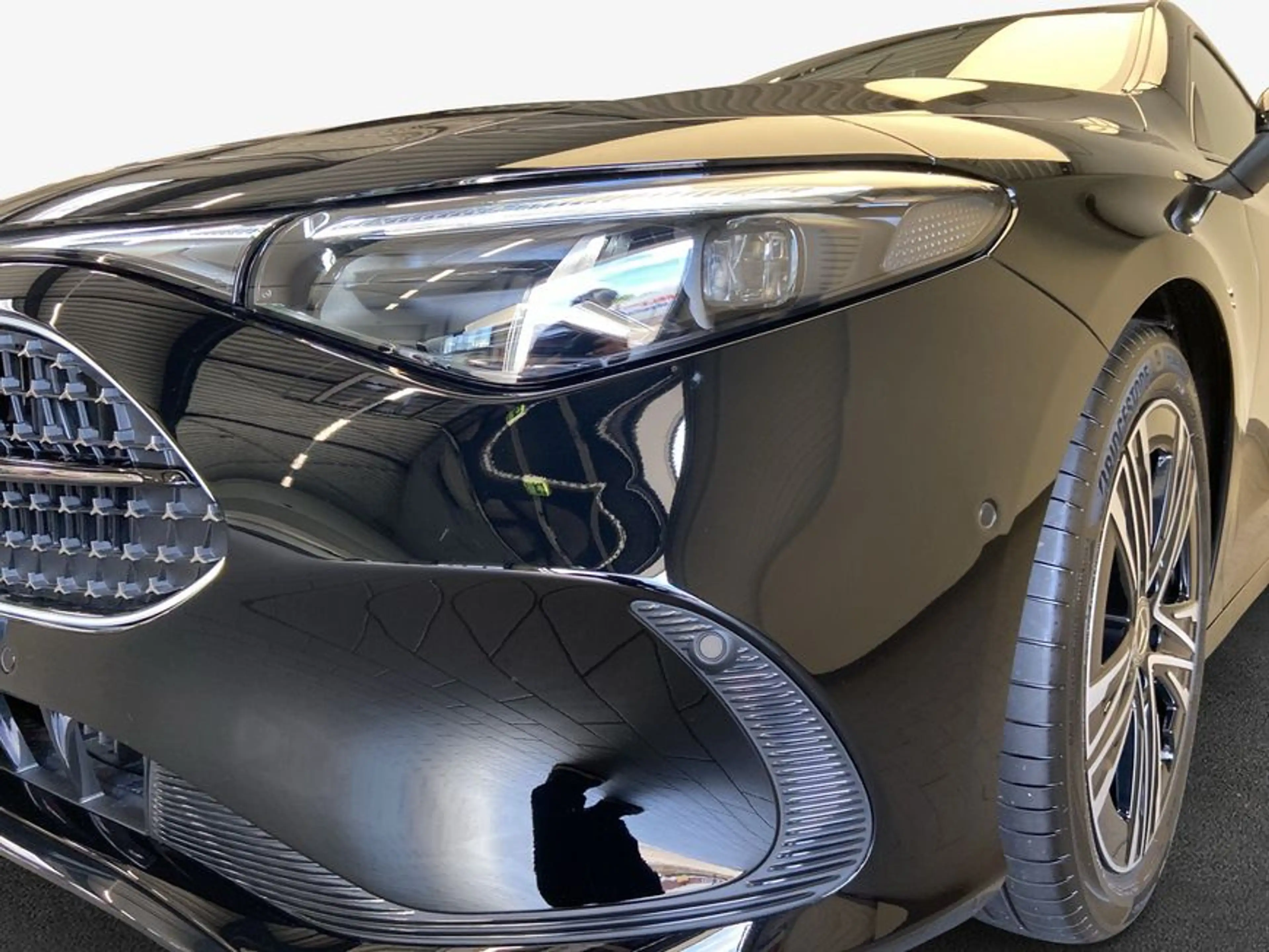 Mercedes-Benz CLA 180 CLA — photo 6