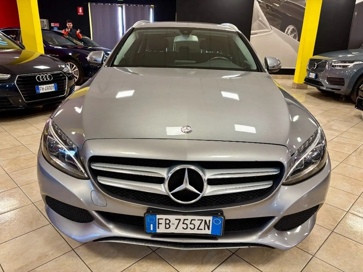 Mercedes-Benz C 200 d S.W. Auto Business Grigio - 2